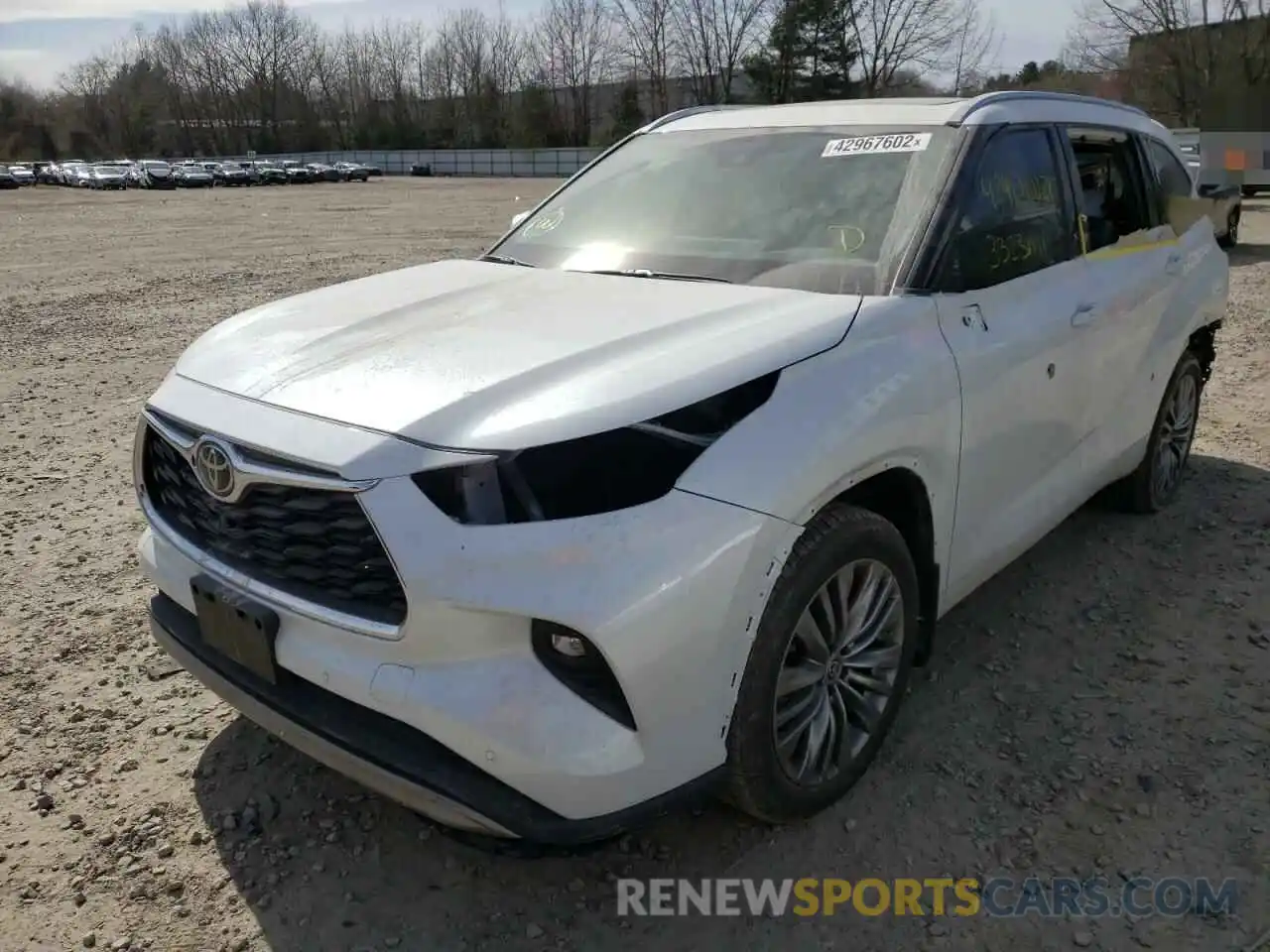 2 Photograph of a damaged car 5TDFZRBH1NS173764 TOYOTA HIGHLANDER 2022