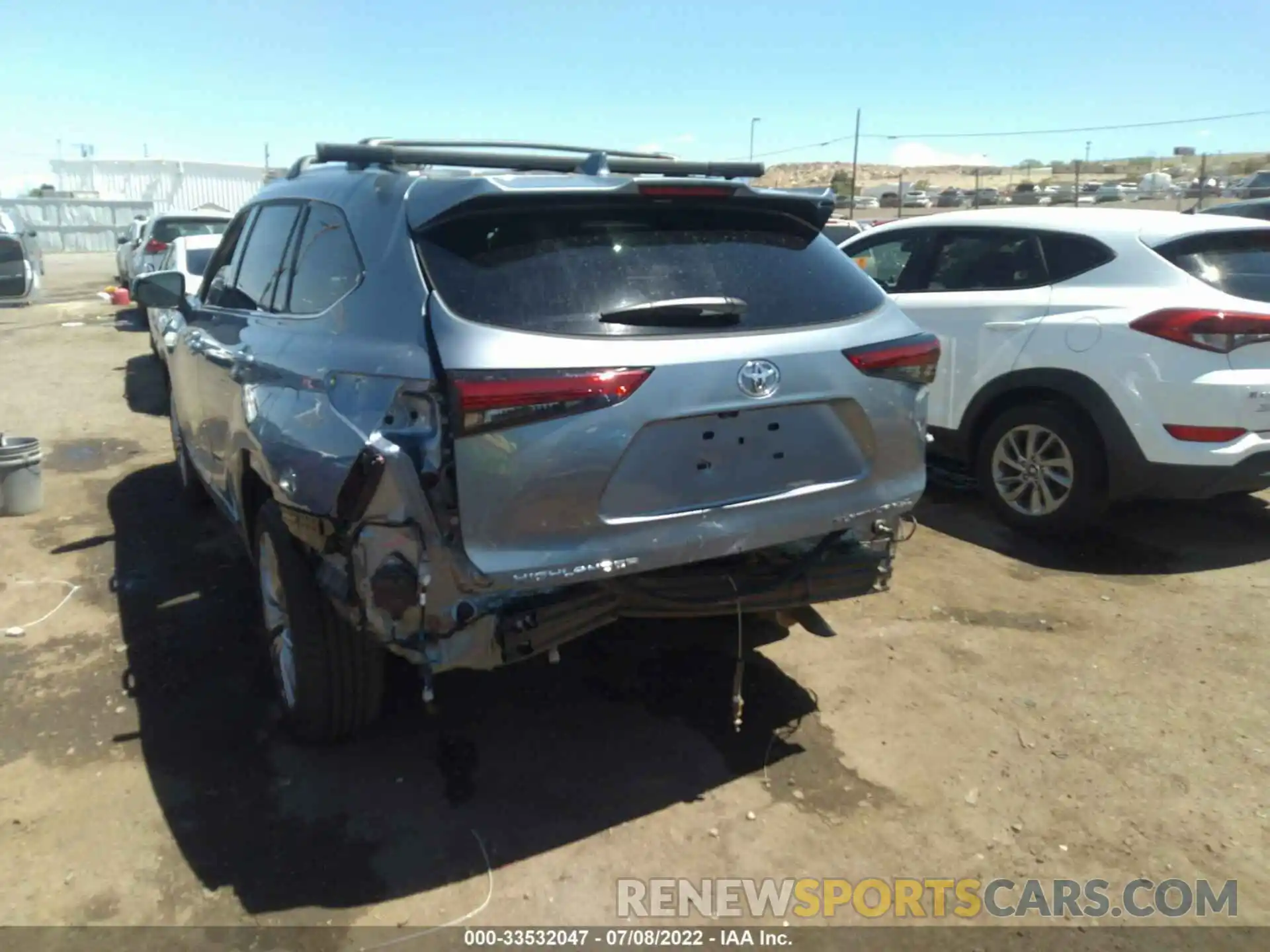 6 Photograph of a damaged car 5TDFZRBH3NS193109 TOYOTA HIGHLANDER 2022