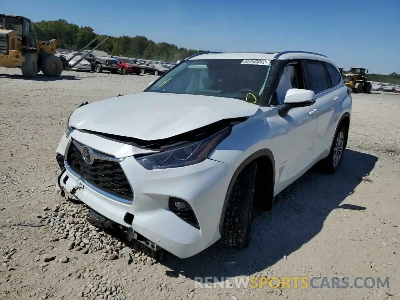 2 Photograph of a damaged car 5TDFZRBH4NS165884 TOYOTA HIGHLANDER 2022