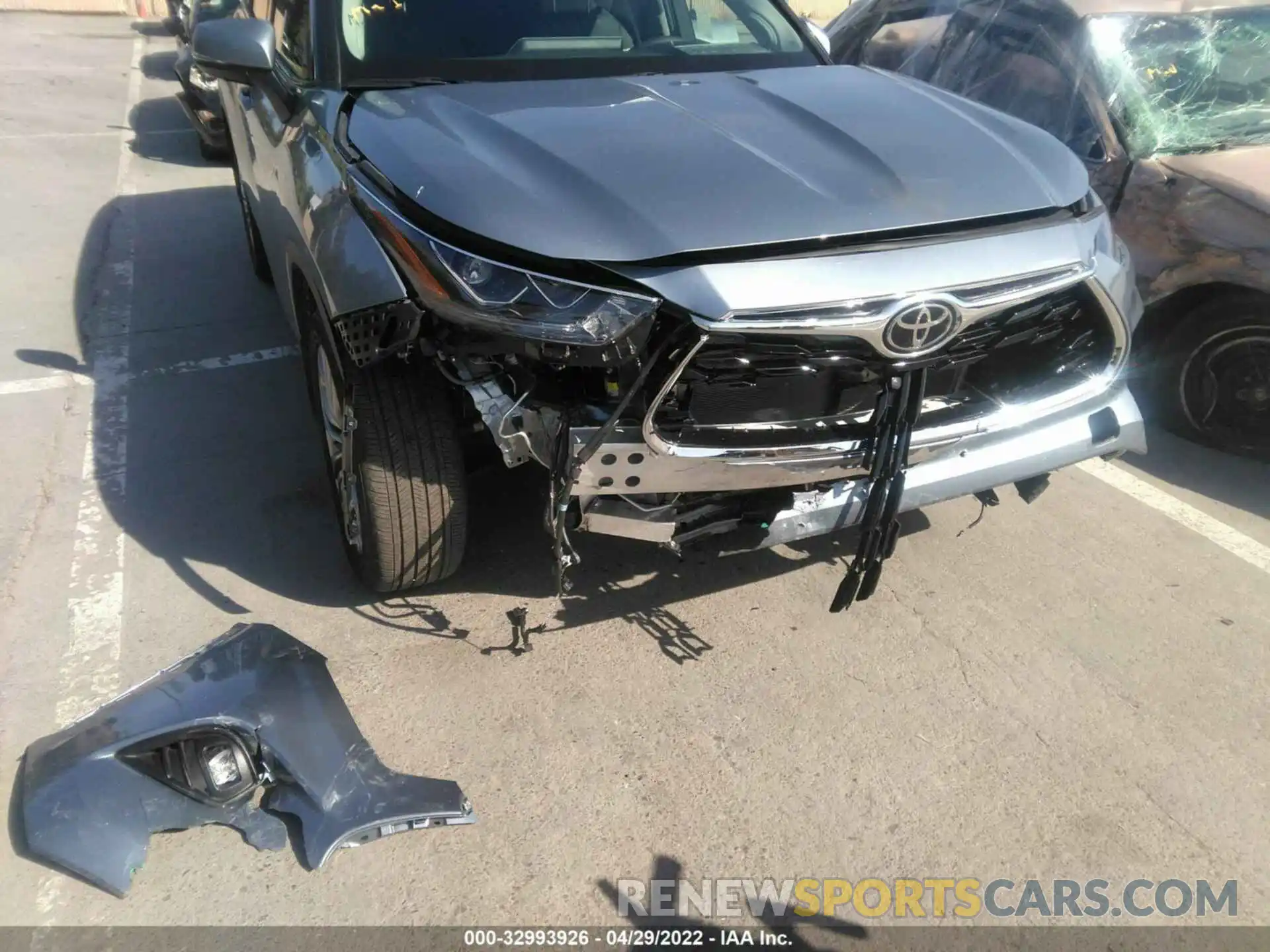 6 Photograph of a damaged car 5TDFZRBH4NS182927 TOYOTA HIGHLANDER 2022