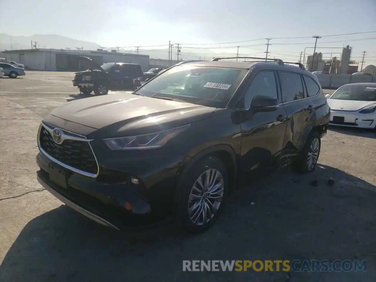 2 Photograph of a damaged car 5TDFZRBH6NS207021 TOYOTA HIGHLANDER 2022