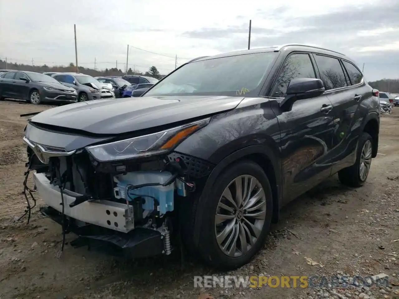 2 Photograph of a damaged car 5TDFZRBH8NS172384 TOYOTA HIGHLANDER 2022