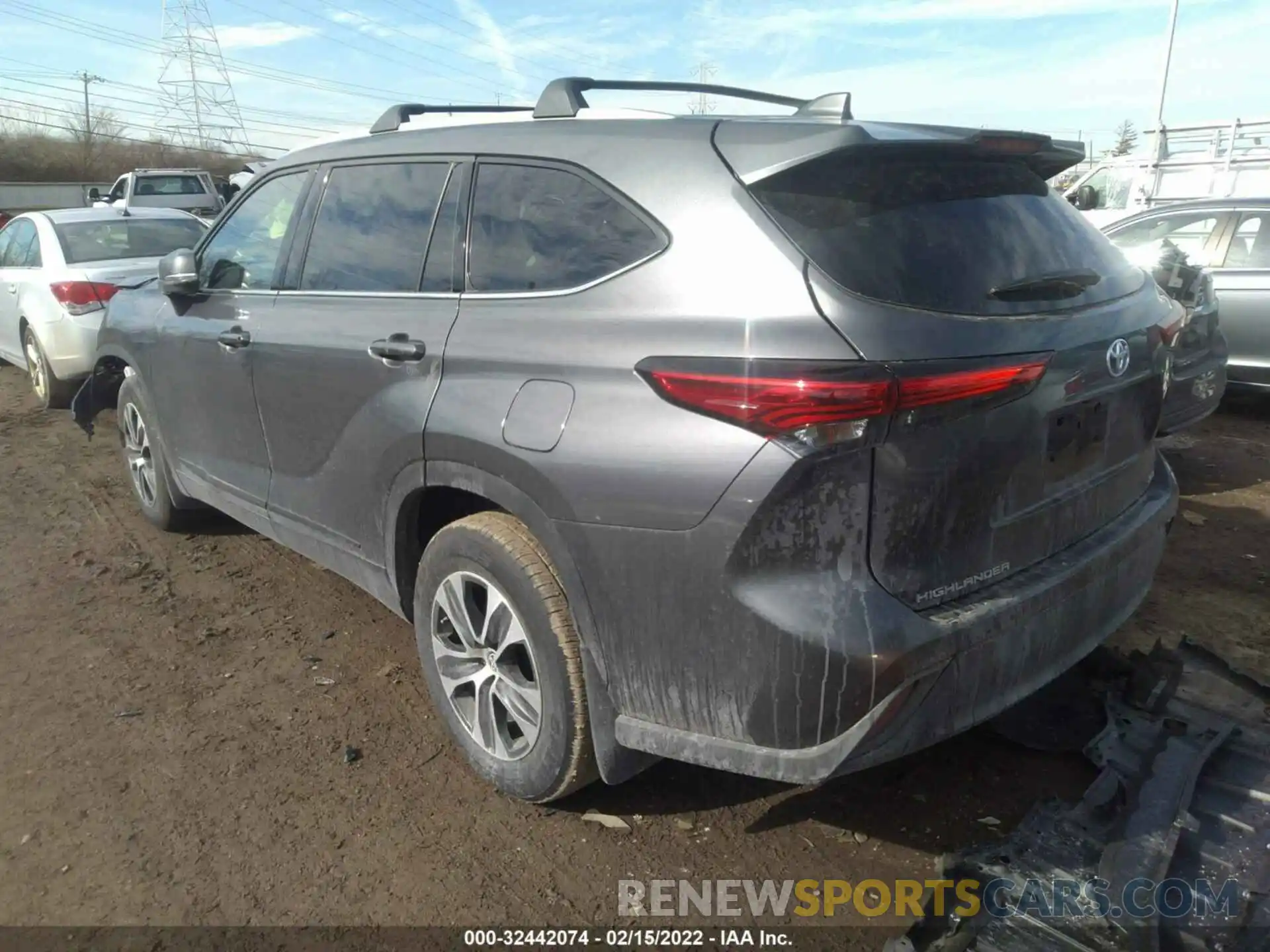 3 Photograph of a damaged car 5TDGARAH3NS512103 TOYOTA HIGHLANDER 2022