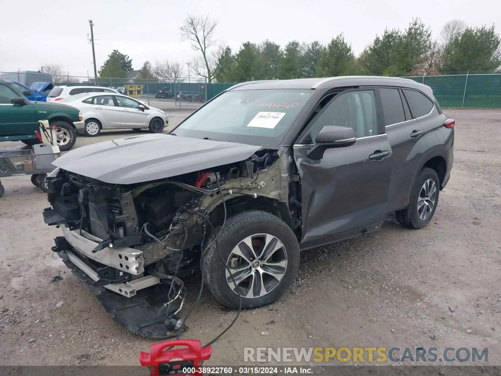 2 Photograph of a damaged car 5TDGARAH4NS515169 TOYOTA HIGHLANDER 2022