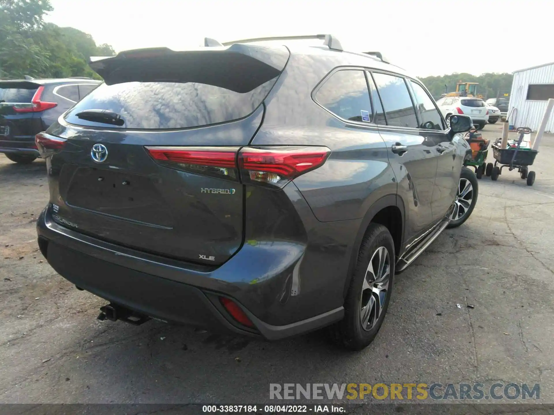 4 Photograph of a damaged car 5TDGARAH9NS511781 TOYOTA HIGHLANDER 2022