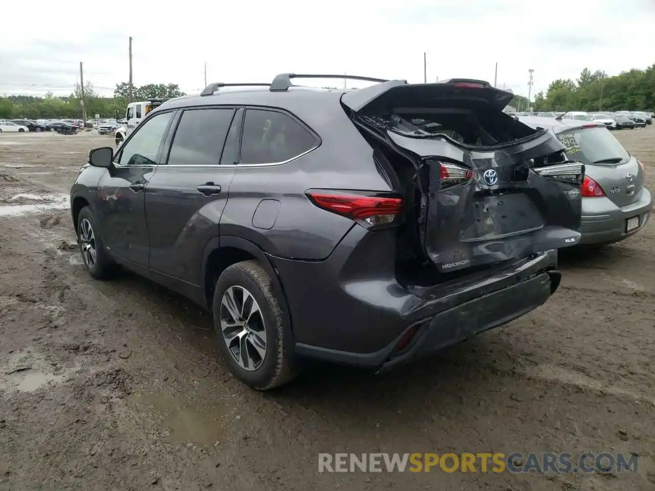 3 Photograph of a damaged car 5TDGBRCH5NS074730 TOYOTA HIGHLANDER 2022