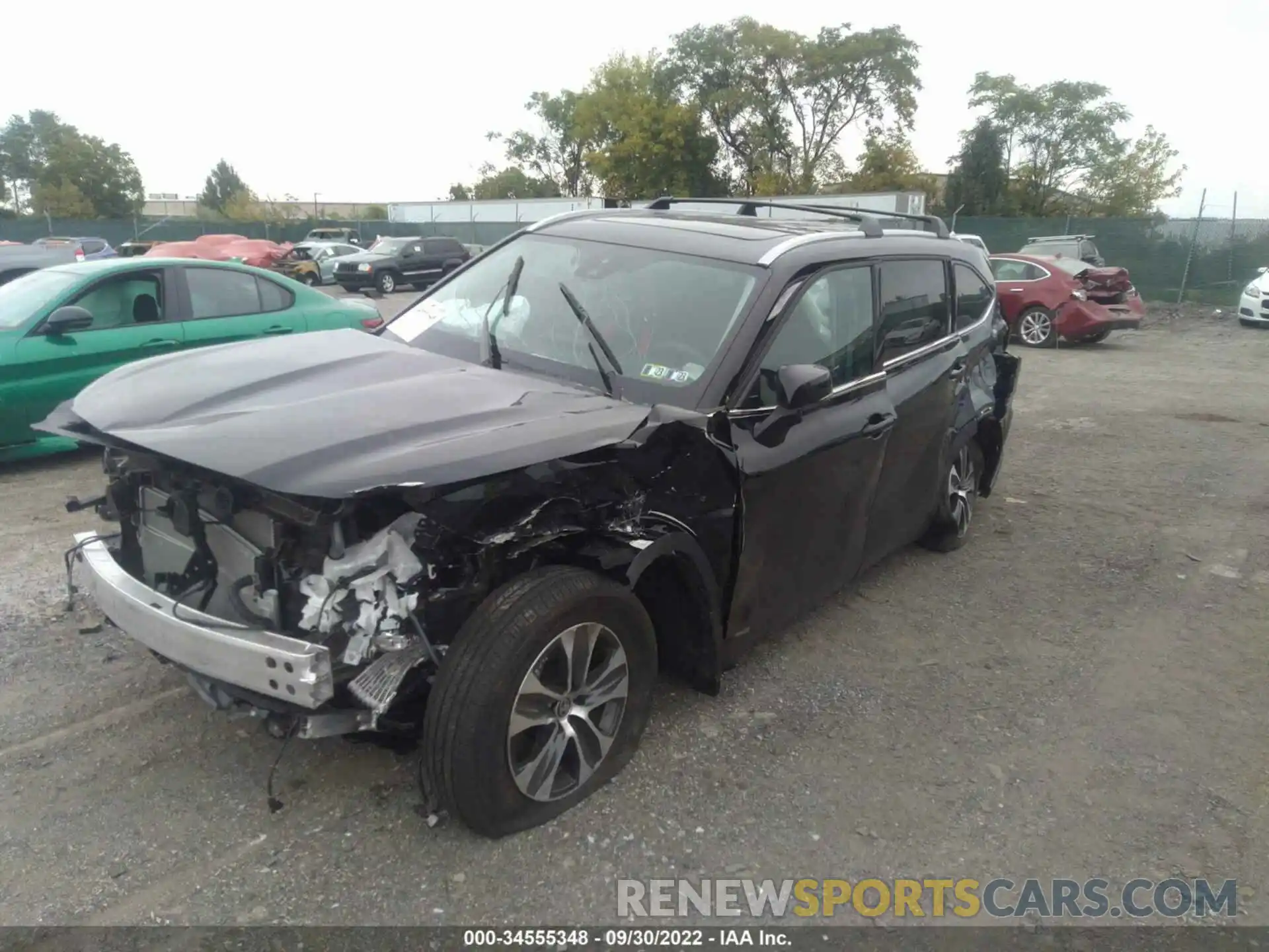 2 Photograph of a damaged car 5TDGBRCH5NS547087 TOYOTA HIGHLANDER 2022