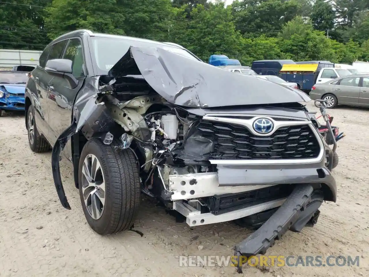 1 Photograph of a damaged car 5TDGBRCH6NS538754 TOYOTA HIGHLANDER 2022