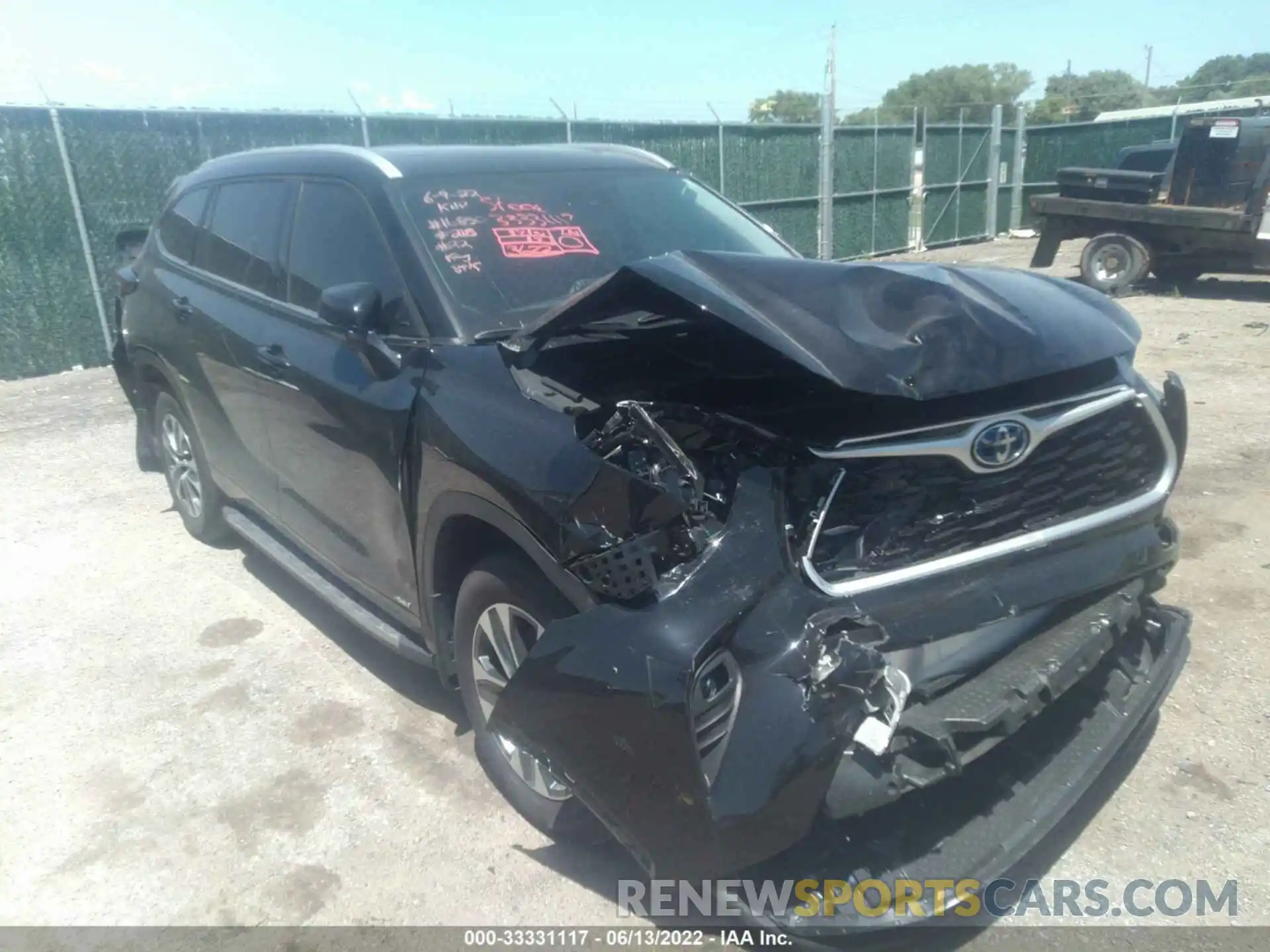 1 Photograph of a damaged car 5TDGBRCH6NS550578 TOYOTA HIGHLANDER 2022