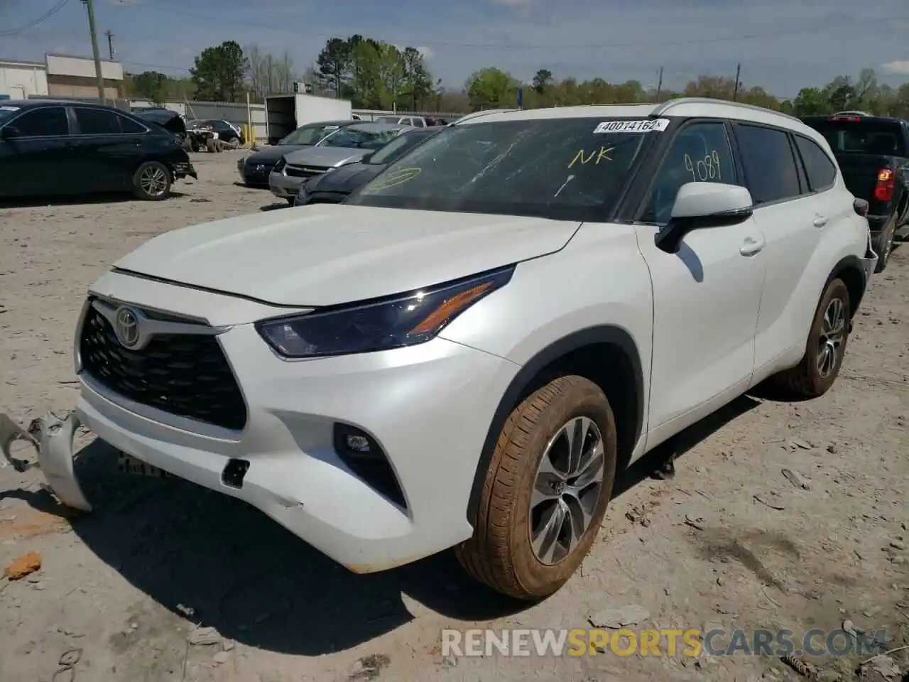 2 Photograph of a damaged car 5TDGZRAH1NS097162 TOYOTA HIGHLANDER 2022