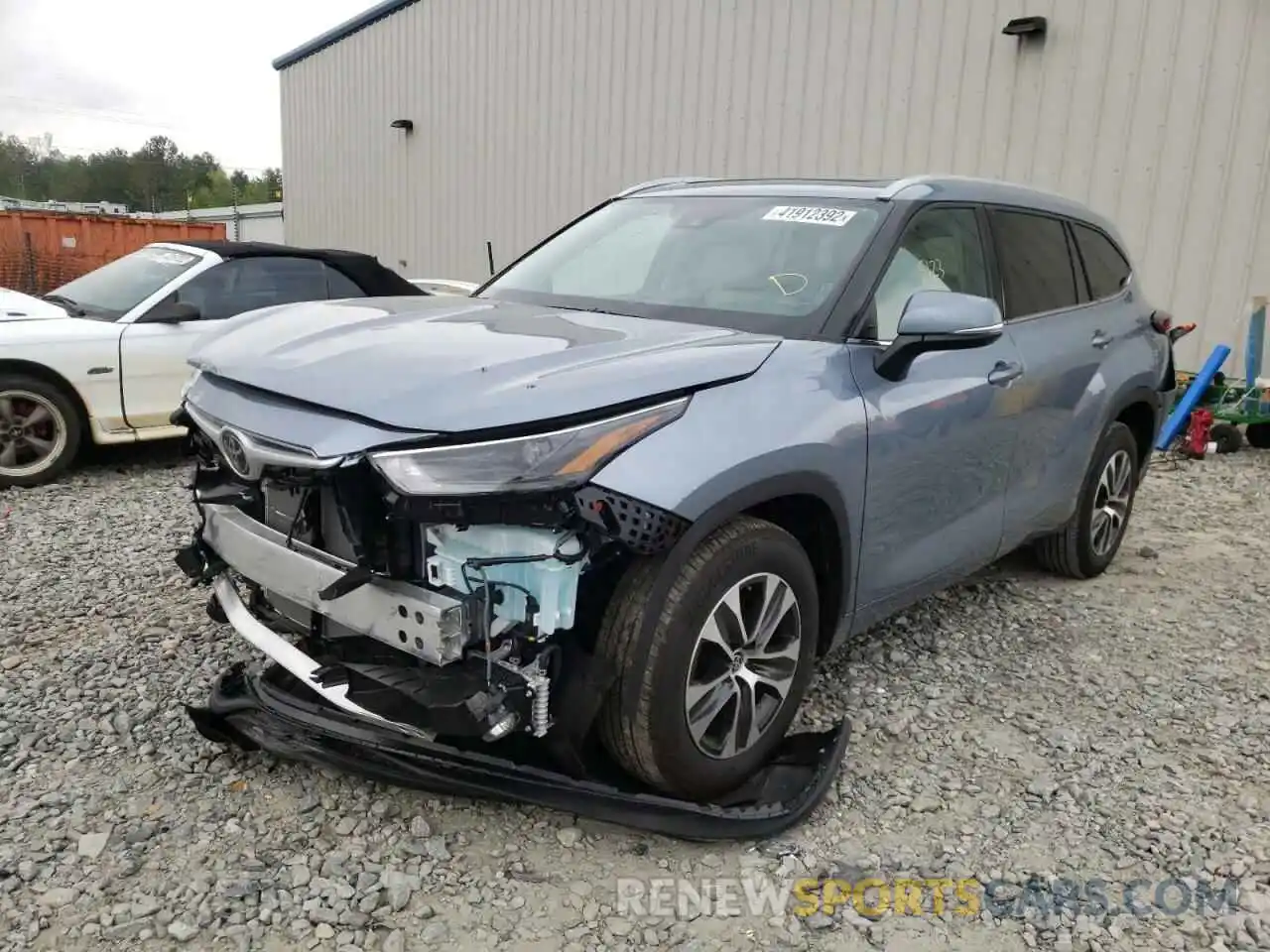 2 Photograph of a damaged car 5TDGZRAH2NS092536 TOYOTA HIGHLANDER 2022