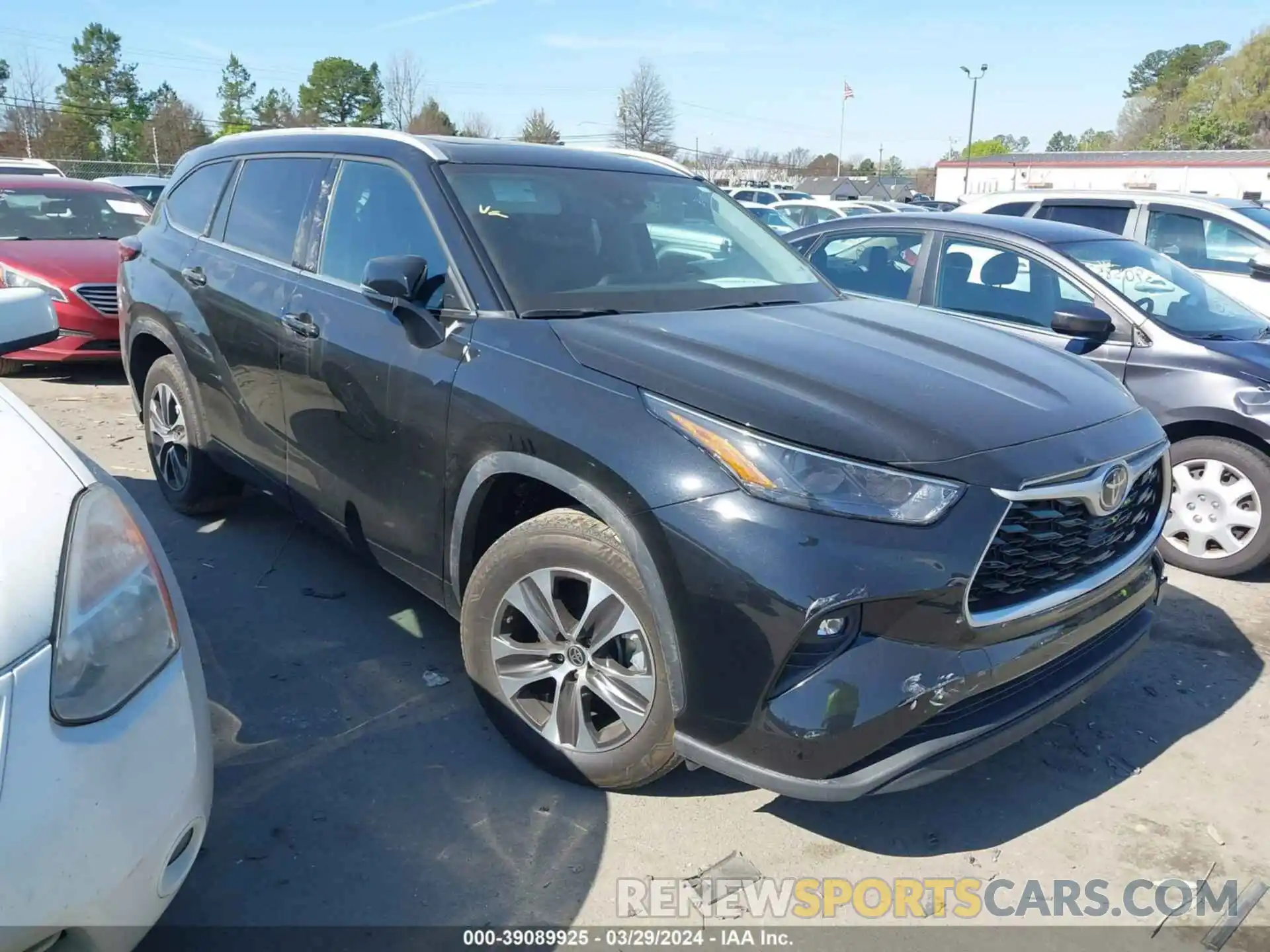 1 Photograph of a damaged car 5TDGZRAH3NS549161 TOYOTA HIGHLANDER 2022