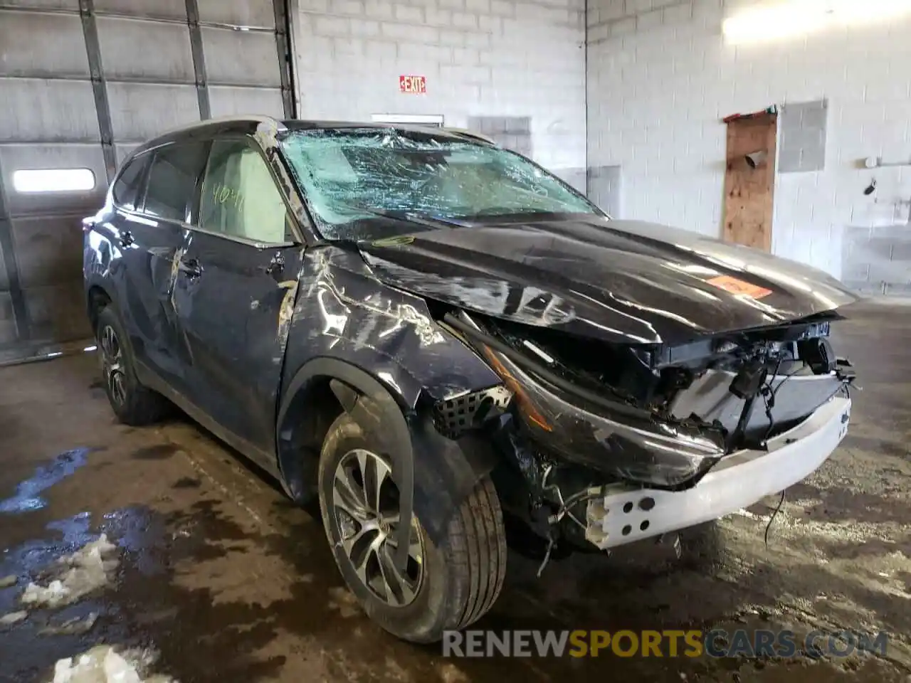 1 Photograph of a damaged car 5TDGZRAH4NS544406 TOYOTA HIGHLANDER 2022