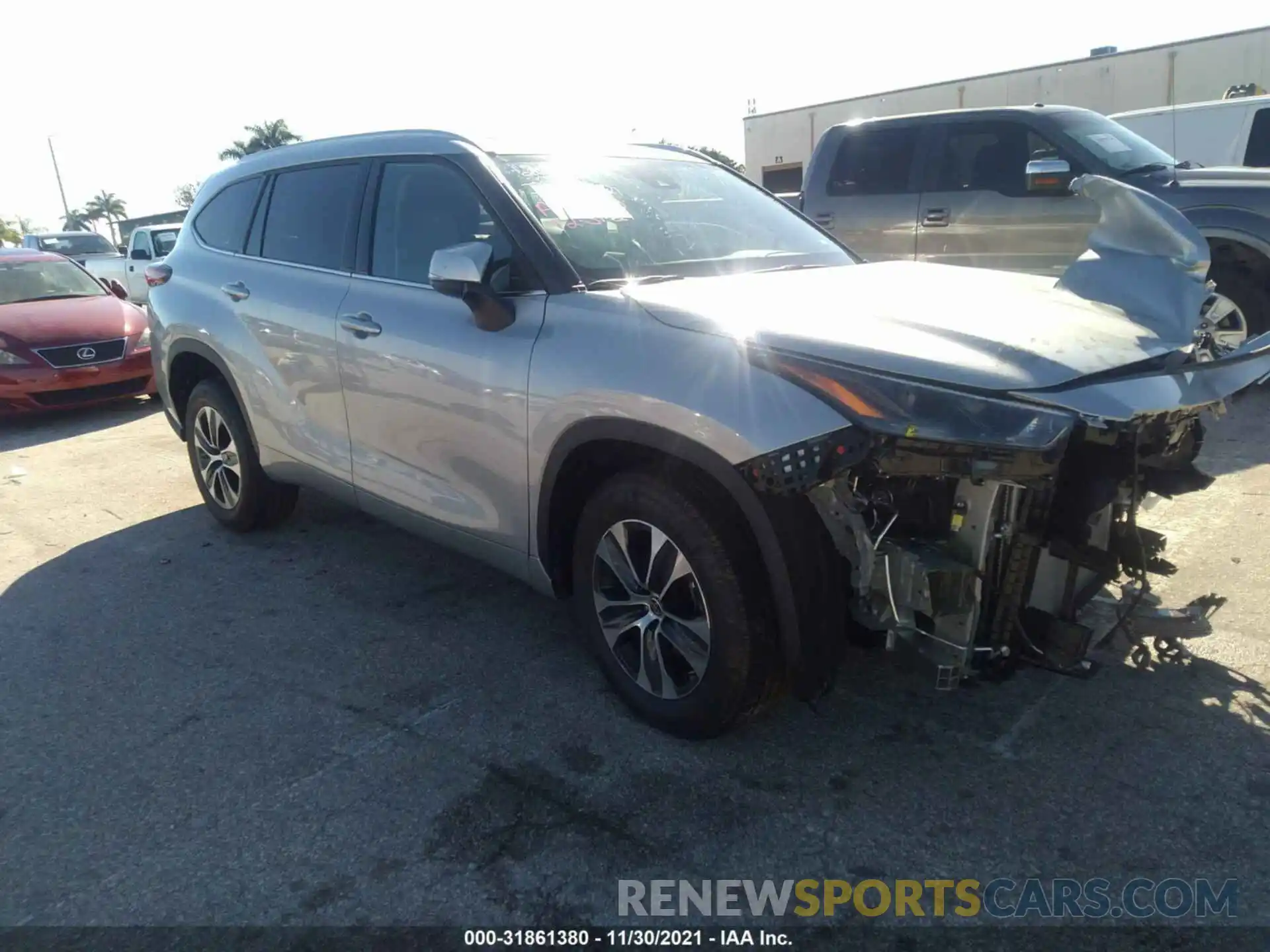 1 Photograph of a damaged car 5TDGZRAH5NS539439 TOYOTA HIGHLANDER 2022