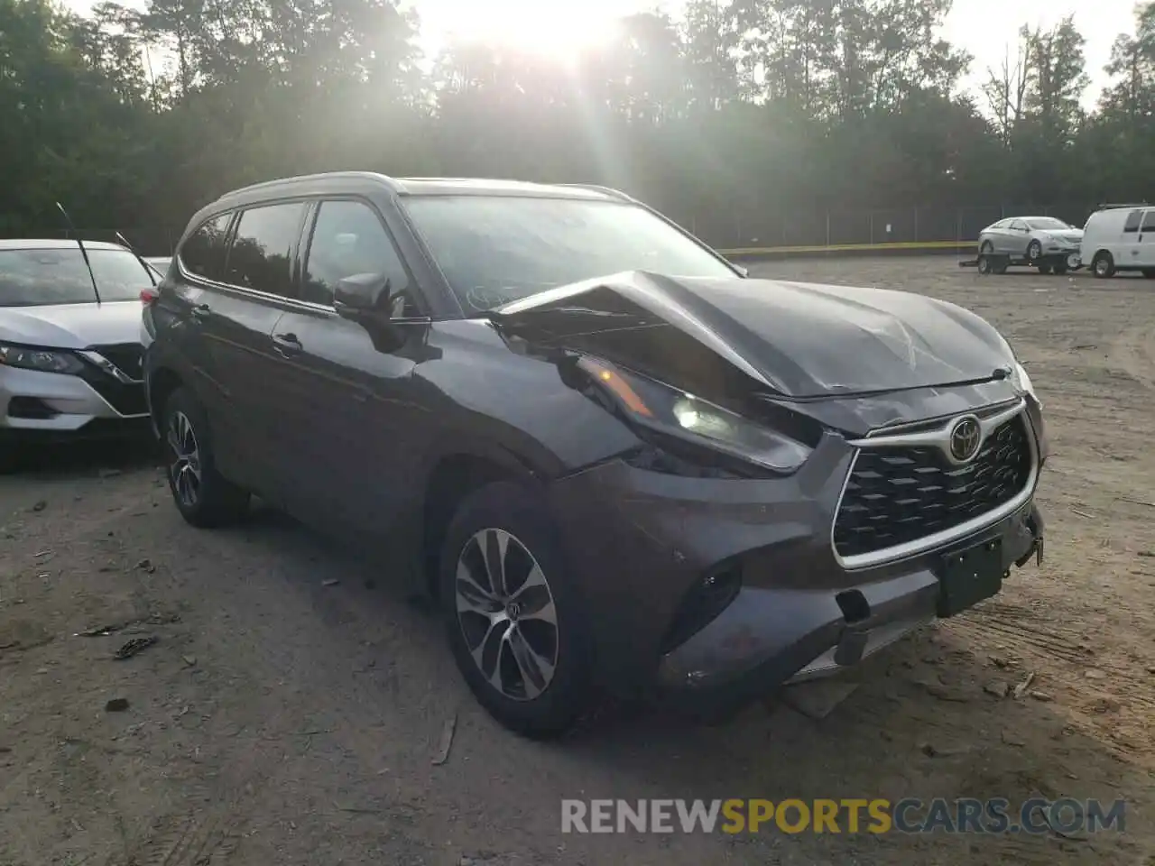 1 Photograph of a damaged car 5TDGZRAH6NS118877 TOYOTA HIGHLANDER 2022