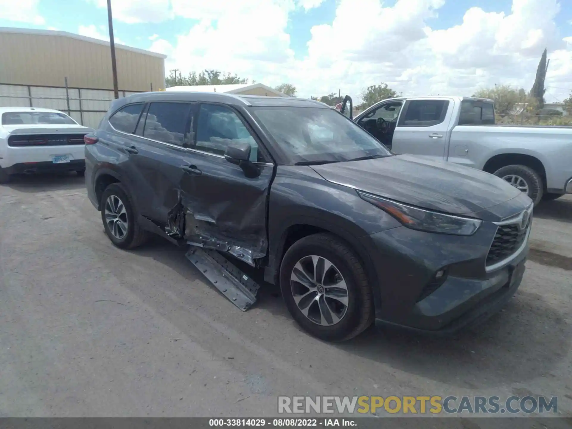 1 Photograph of a damaged car 5TDGZRAH8NS111171 TOYOTA HIGHLANDER 2022