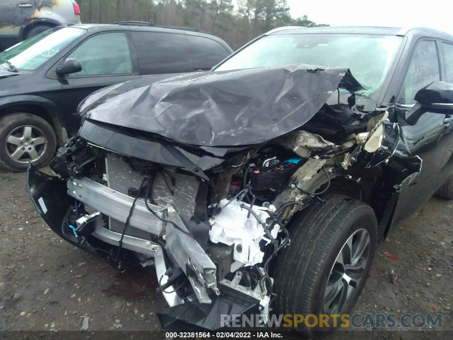 6 Photograph of a damaged car 5TDGZRAH8NS538267 TOYOTA HIGHLANDER 2022