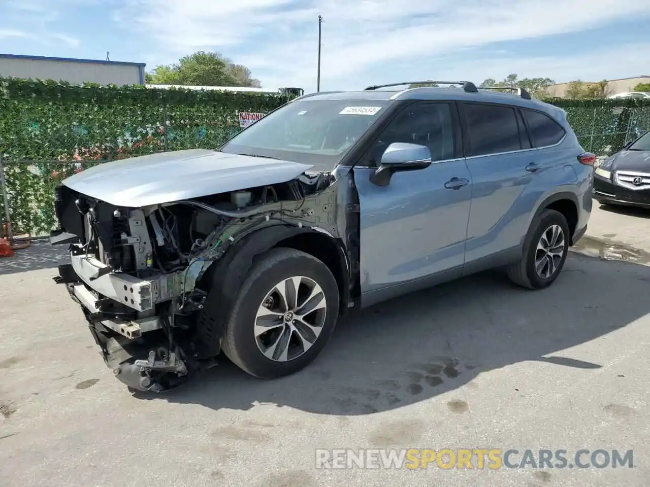 1 Photograph of a damaged car 5TDGZRAH9NS130313 TOYOTA HIGHLANDER 2022