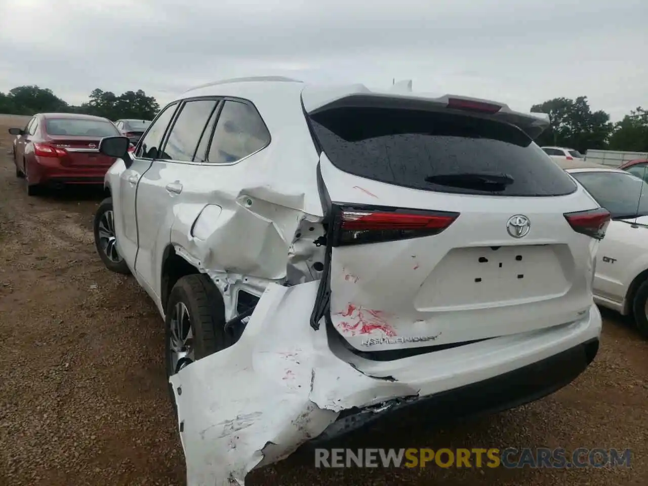 3 Photograph of a damaged car 5TDGZRAH9NS549519 TOYOTA HIGHLANDER 2022