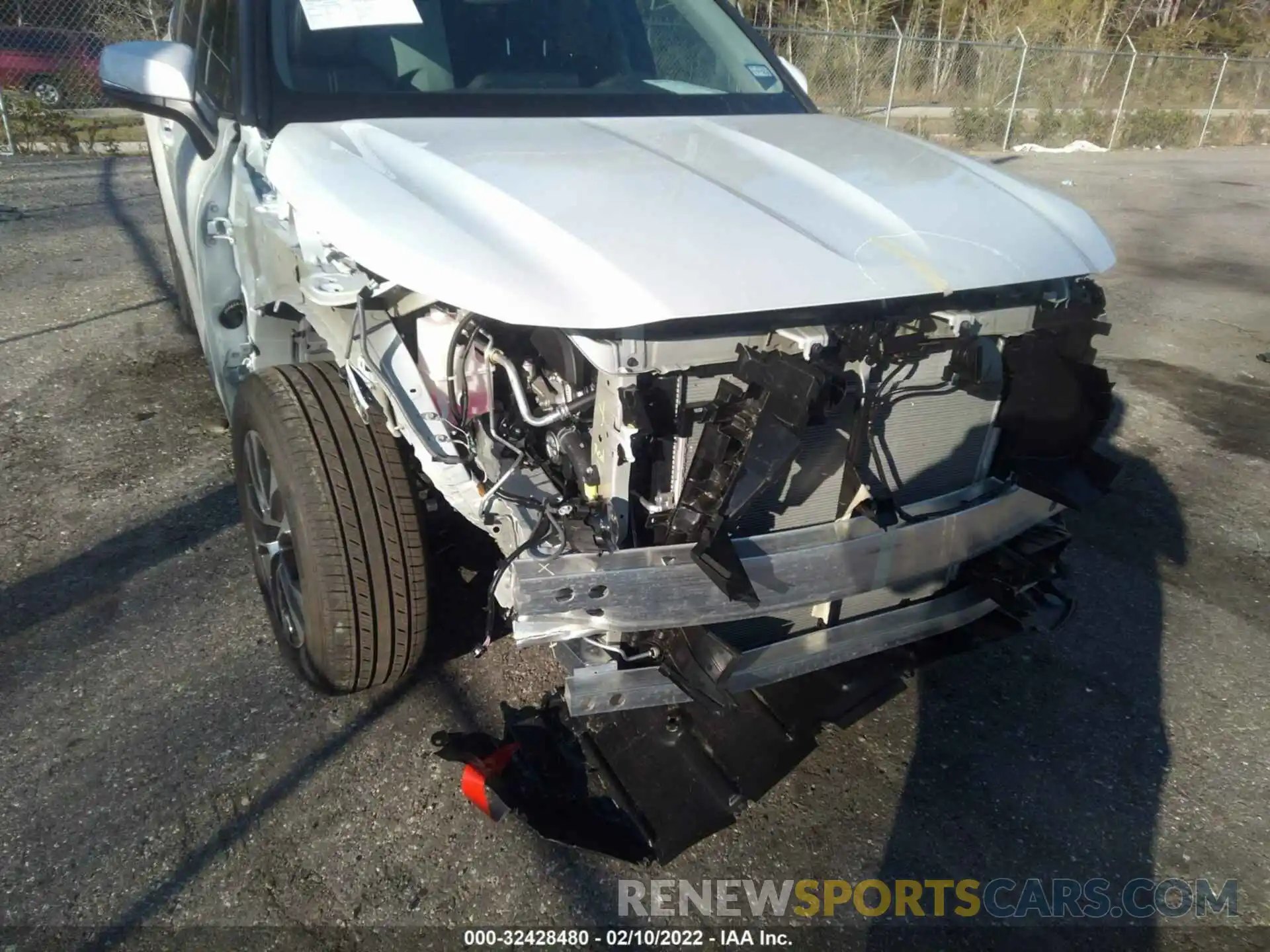 6 Photograph of a damaged car 5TDGZRAHXNS540988 TOYOTA HIGHLANDER 2022