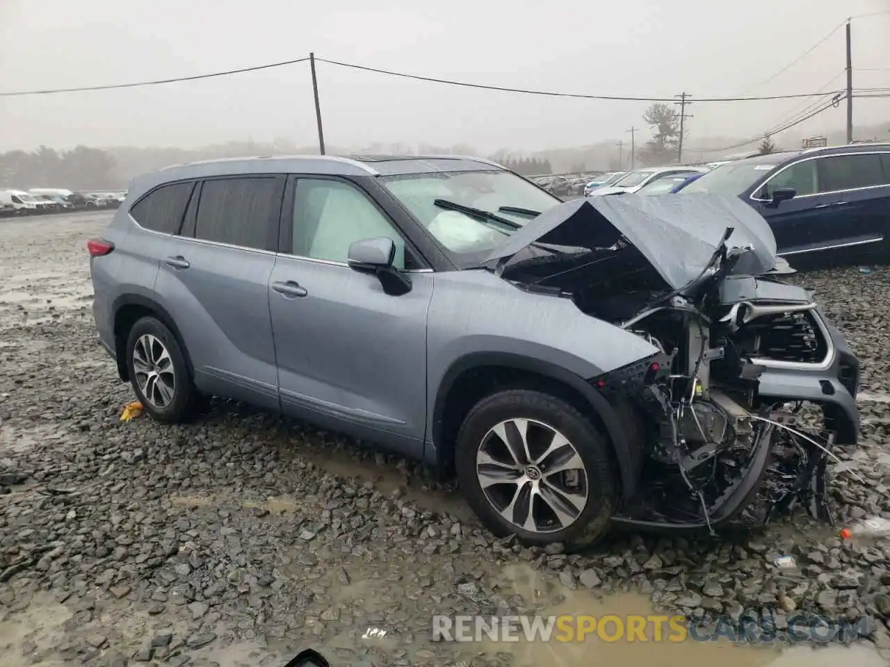 4 Photograph of a damaged car 5TDGZRBH0NS196991 TOYOTA HIGHLANDER 2022