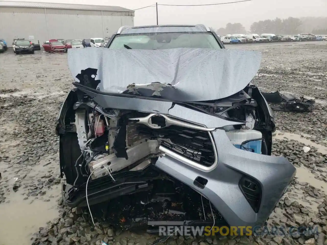 5 Photograph of a damaged car 5TDGZRBH0NS196991 TOYOTA HIGHLANDER 2022