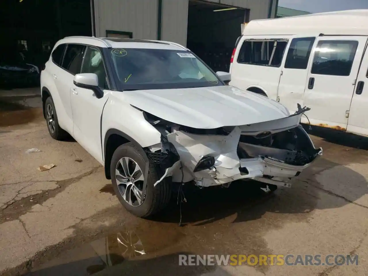 9 Photograph of a damaged car 5TDGZRBH1NS161652 TOYOTA HIGHLANDER 2022