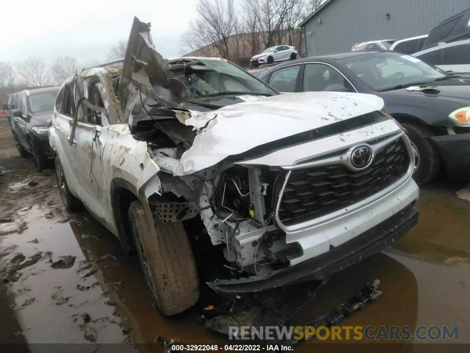 1 Photograph of a damaged car 5TDGZRBH1NS178564 TOYOTA HIGHLANDER 2022