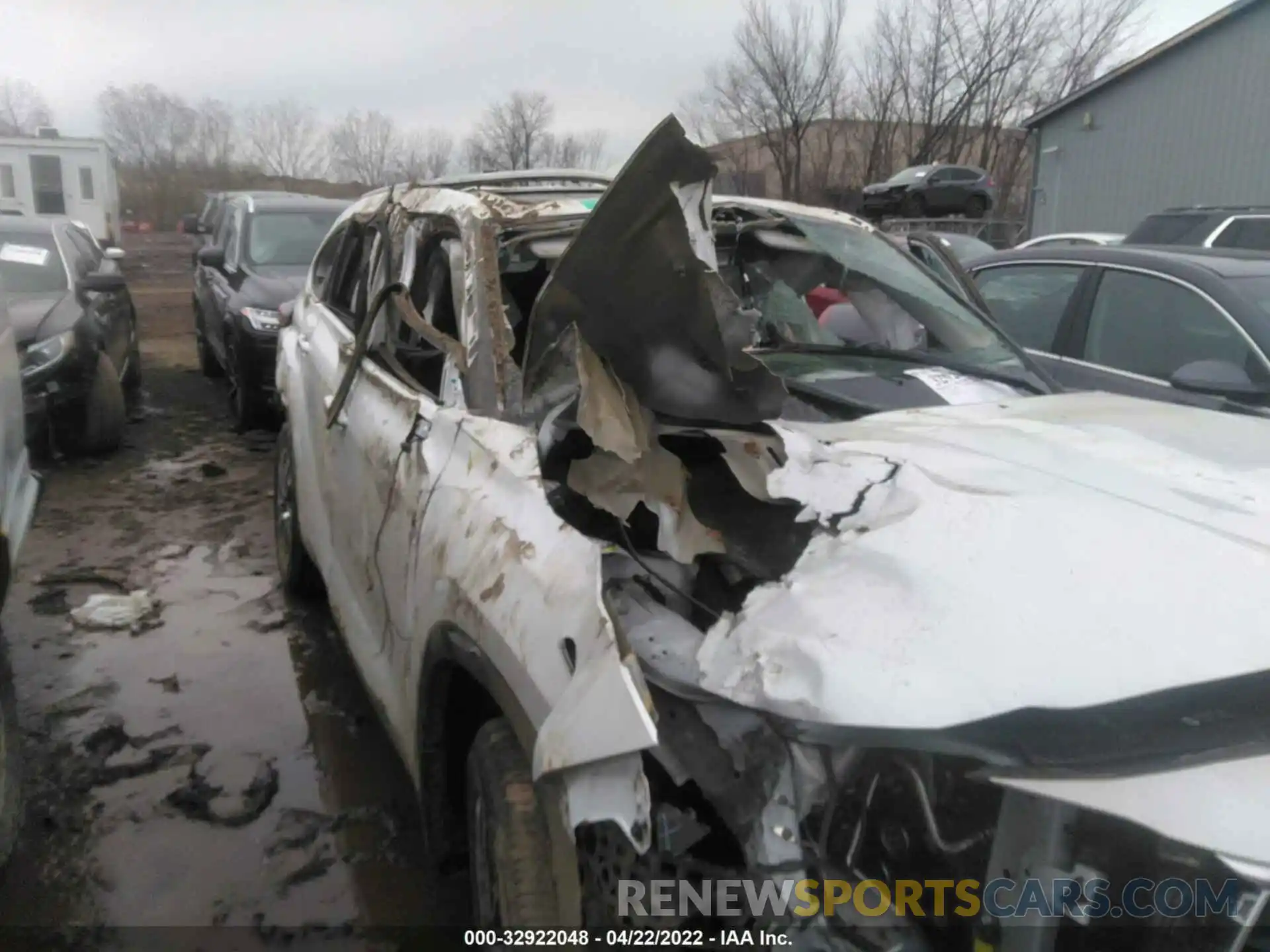 6 Photograph of a damaged car 5TDGZRBH1NS178564 TOYOTA HIGHLANDER 2022