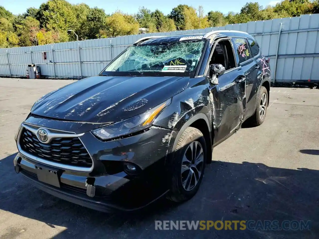 2 Photograph of a damaged car 5TDGZRBH1NS564336 TOYOTA HIGHLANDER 2022