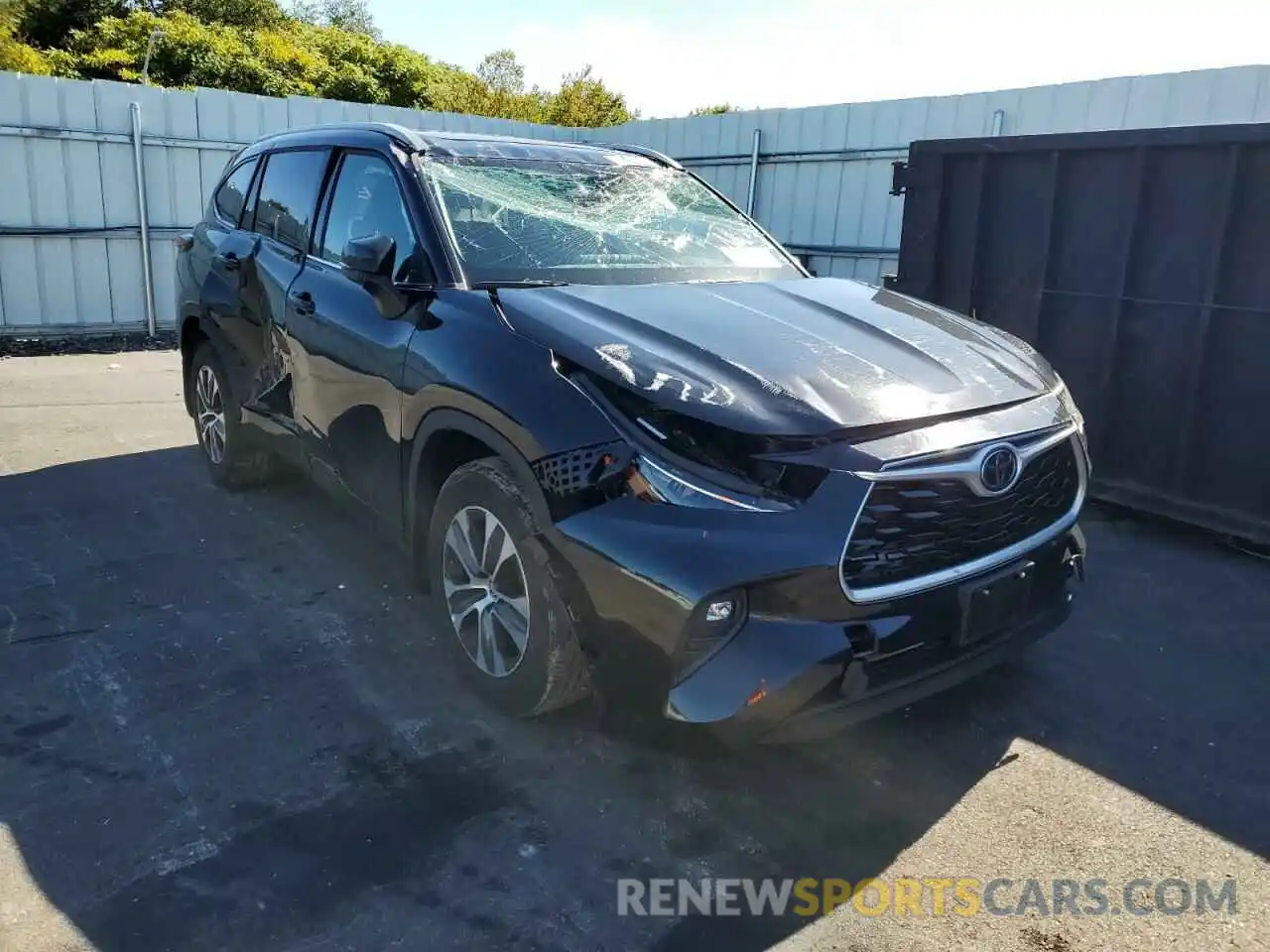 9 Photograph of a damaged car 5TDGZRBH1NS564336 TOYOTA HIGHLANDER 2022