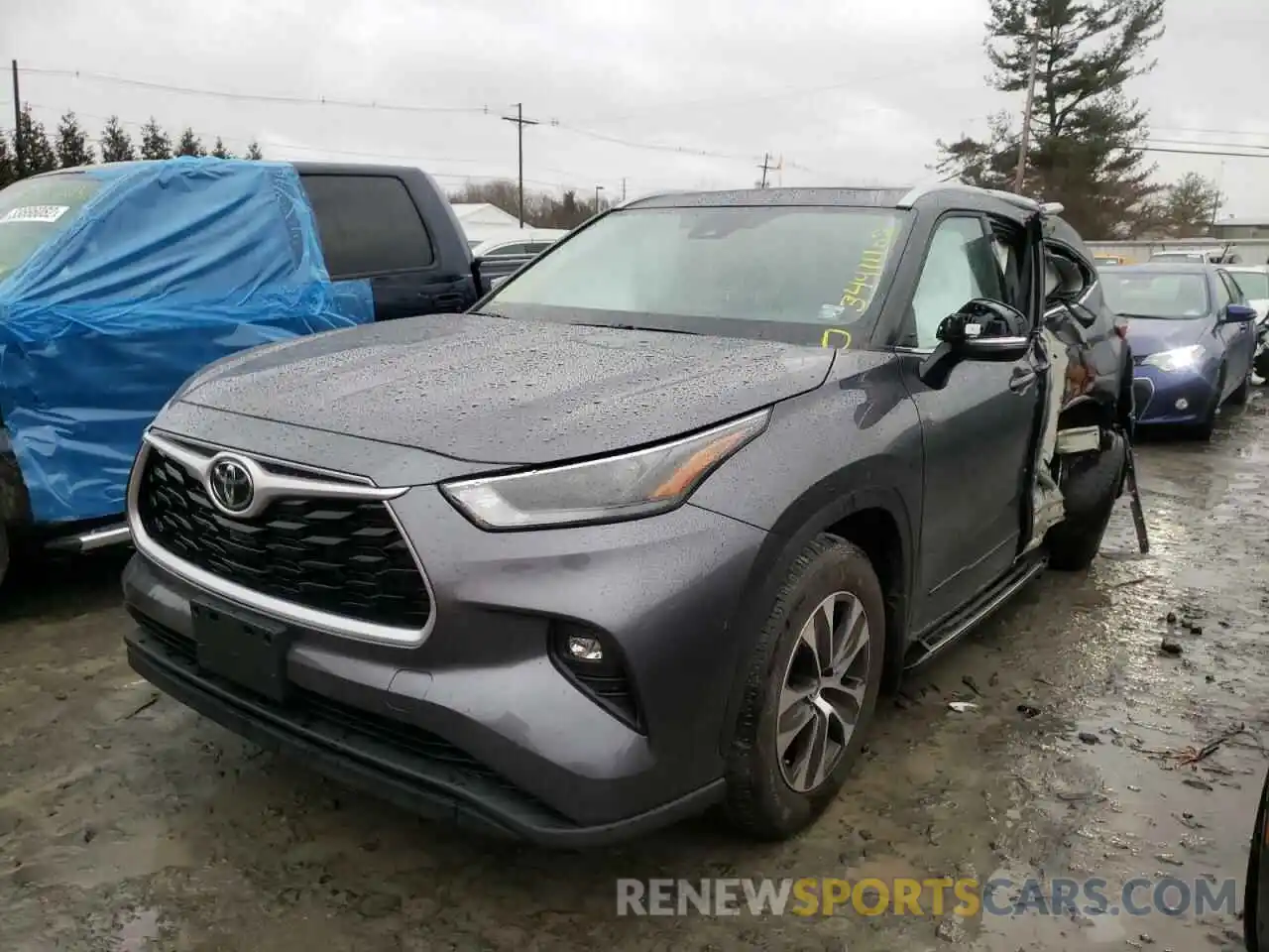 2 Photograph of a damaged car 5TDGZRBH2NS176399 TOYOTA HIGHLANDER 2022