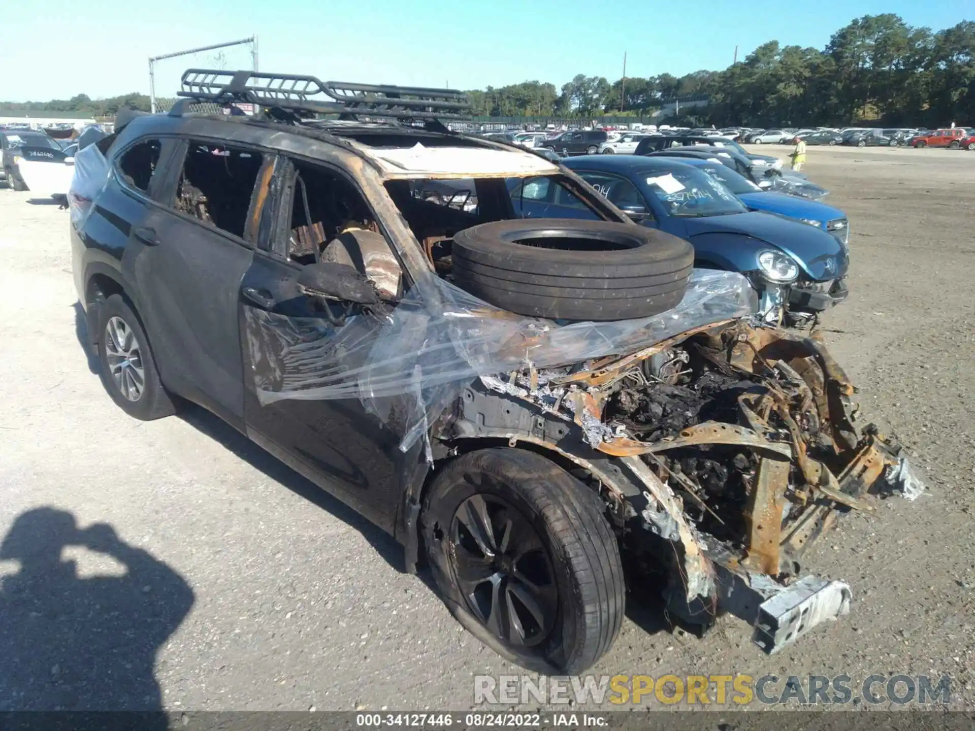 1 Photograph of a damaged car 5TDGZRBH2NS212737 TOYOTA HIGHLANDER 2022