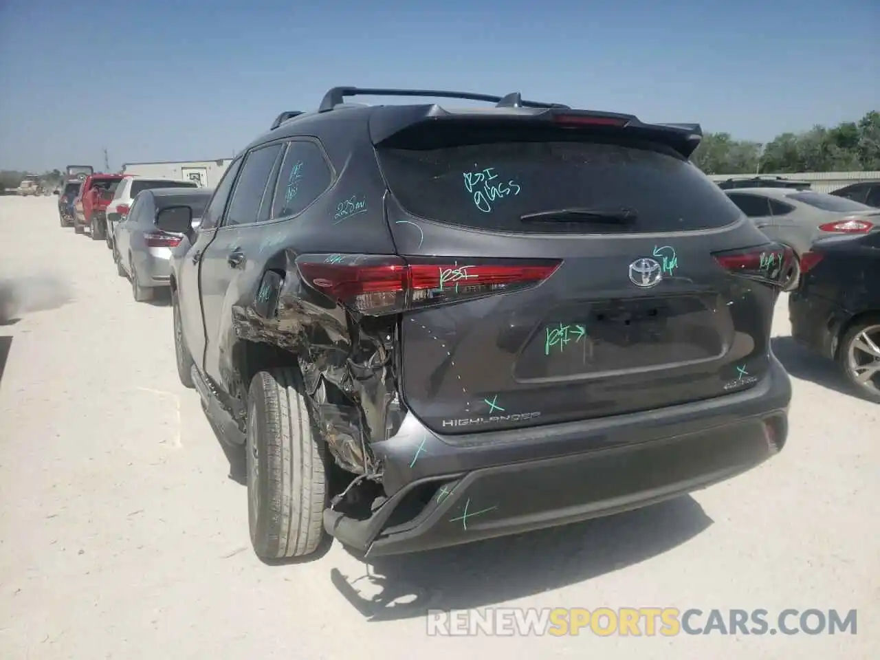 3 Photograph of a damaged car 5TDGZRBH4NS188764 TOYOTA HIGHLANDER 2022