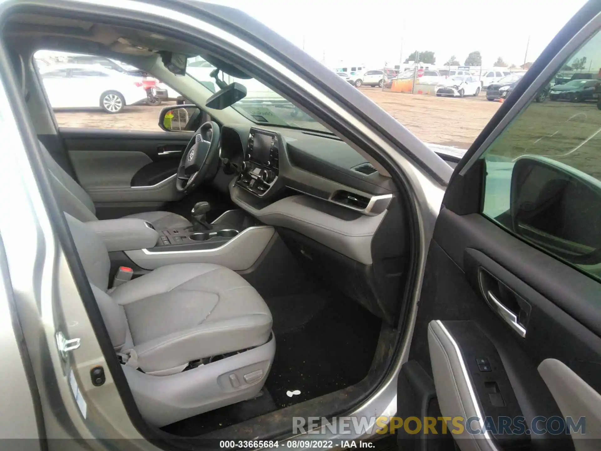 5 Photograph of a damaged car 5TDGZRBH4NS195407 TOYOTA HIGHLANDER 2022