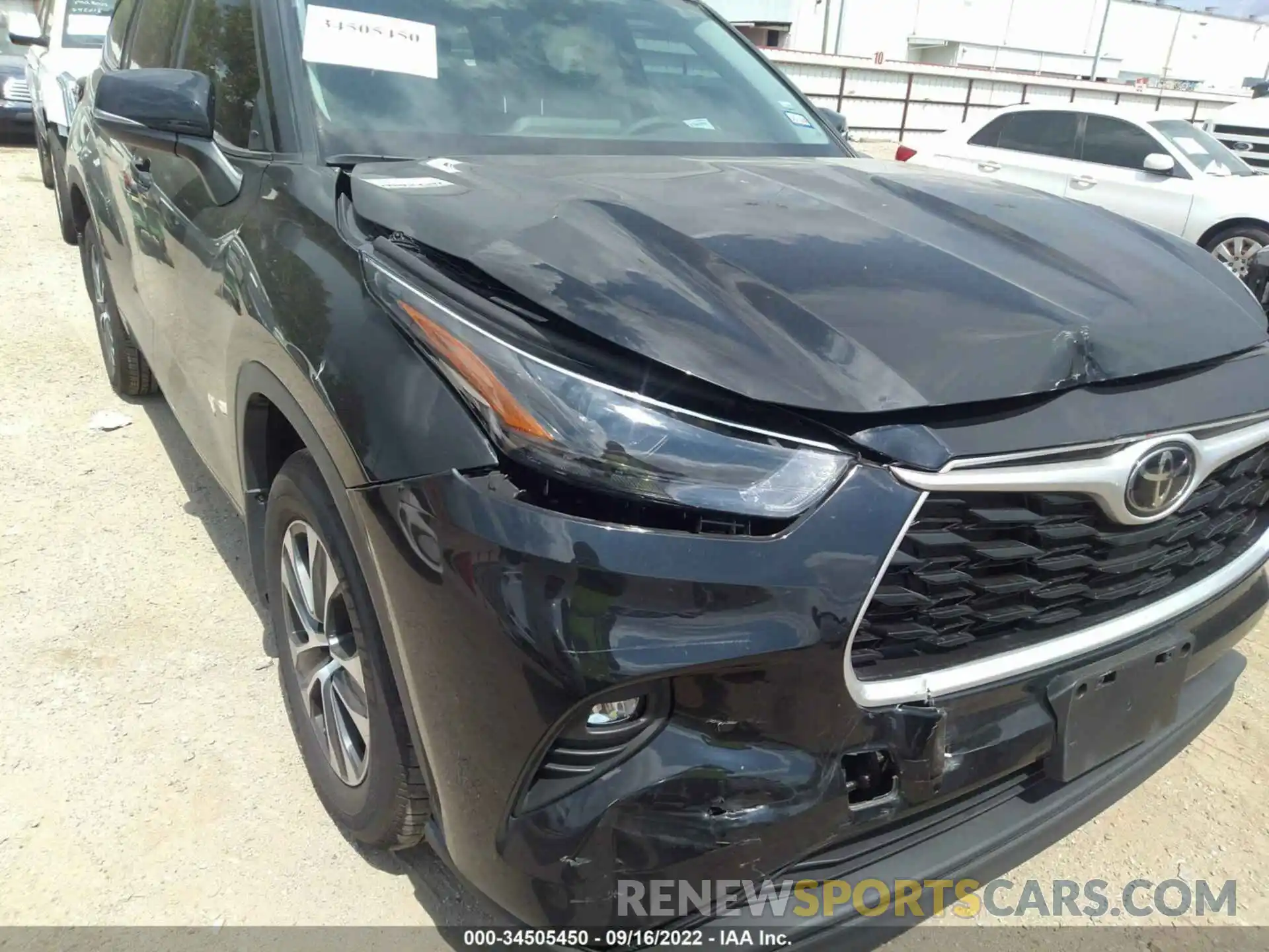 6 Photograph of a damaged car 5TDGZRBH6NS225703 TOYOTA HIGHLANDER 2022