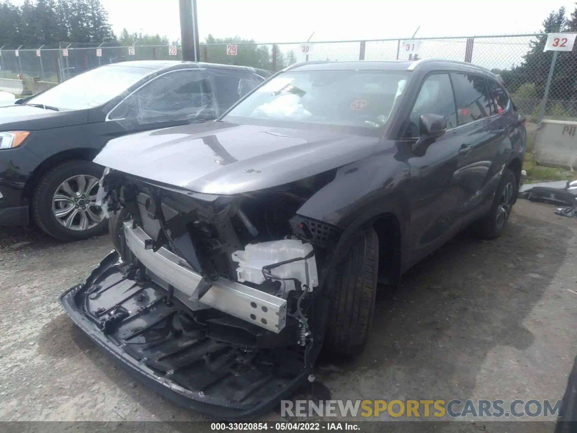 2 Photograph of a damaged car 5TDGZRBH6NS571458 TOYOTA HIGHLANDER 2022