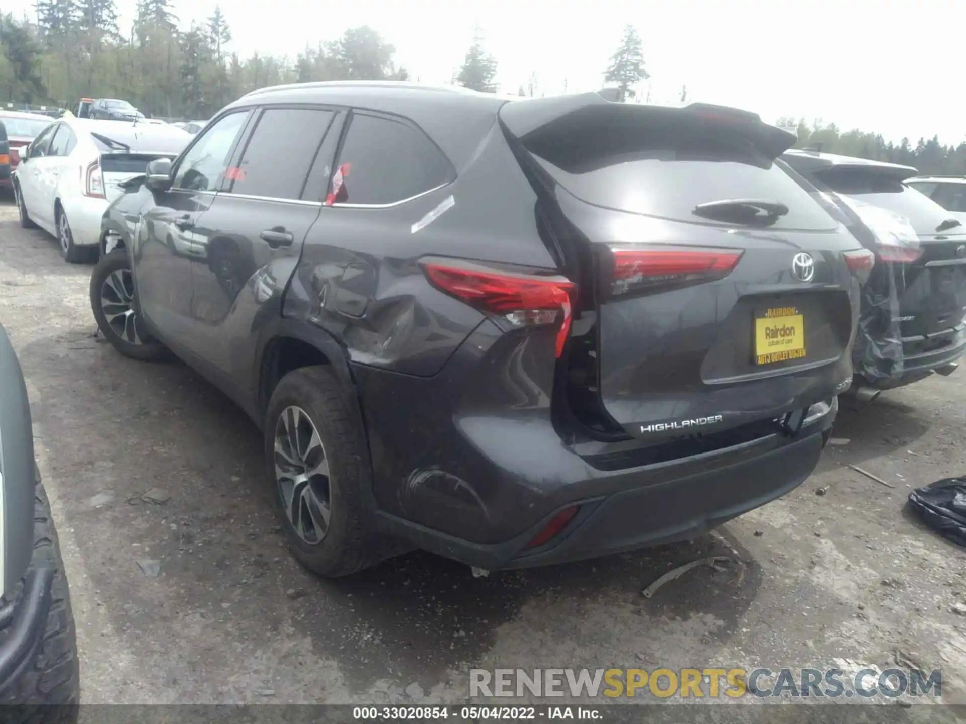 3 Photograph of a damaged car 5TDGZRBH6NS571458 TOYOTA HIGHLANDER 2022