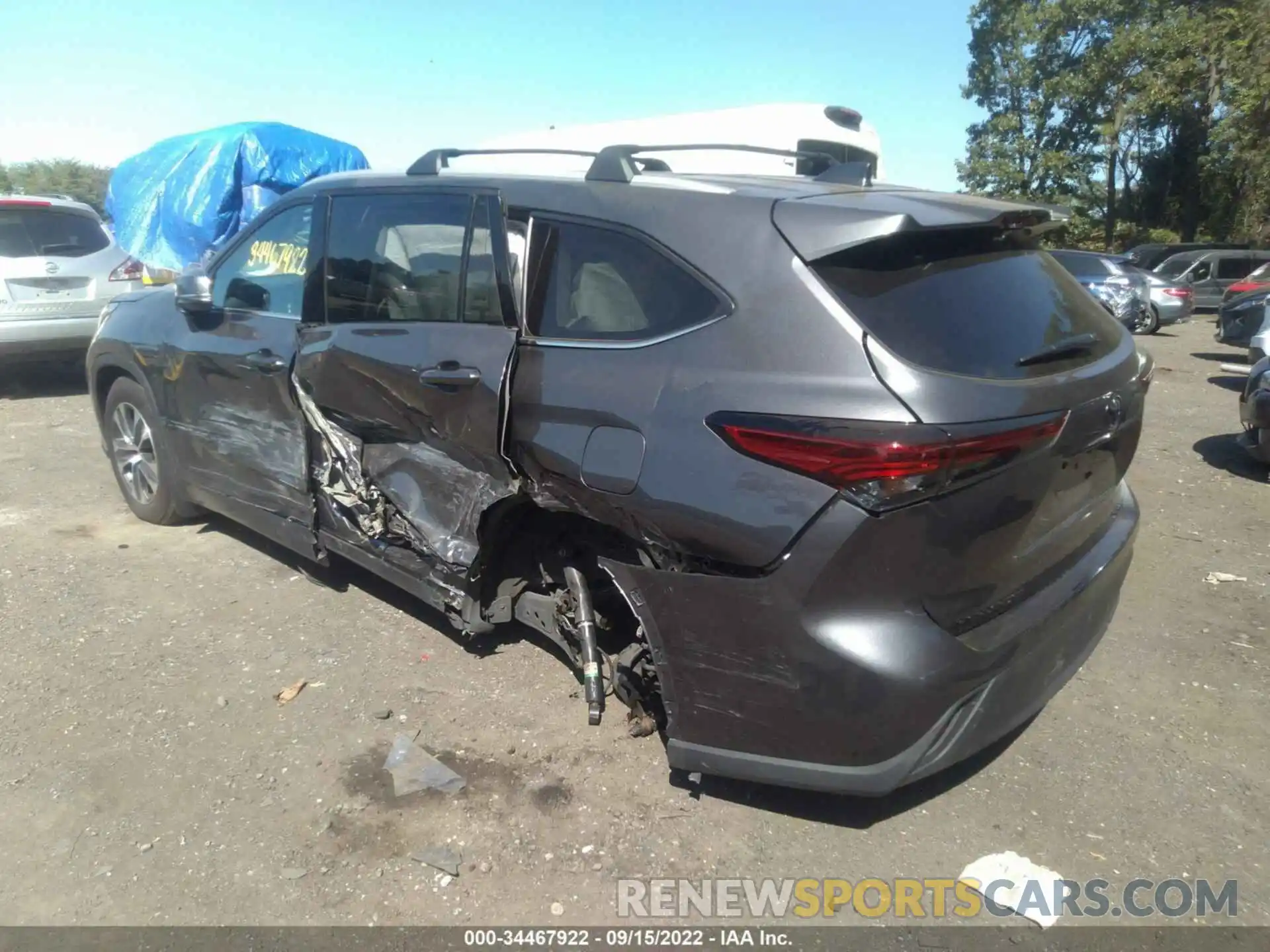 6 Photograph of a damaged car 5TDGZRBH6NS578362 TOYOTA HIGHLANDER 2022