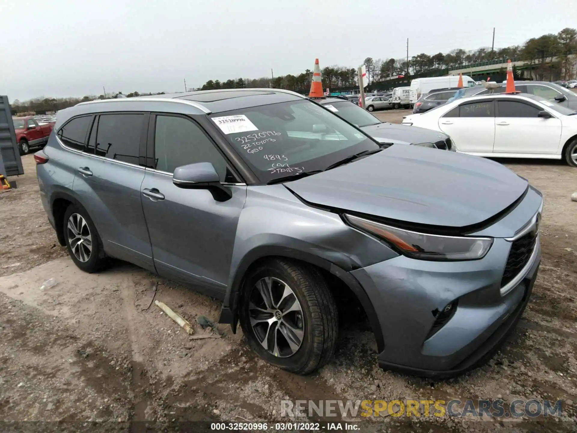 1 Photograph of a damaged car 5TDGZRBH7NS172588 TOYOTA HIGHLANDER 2022