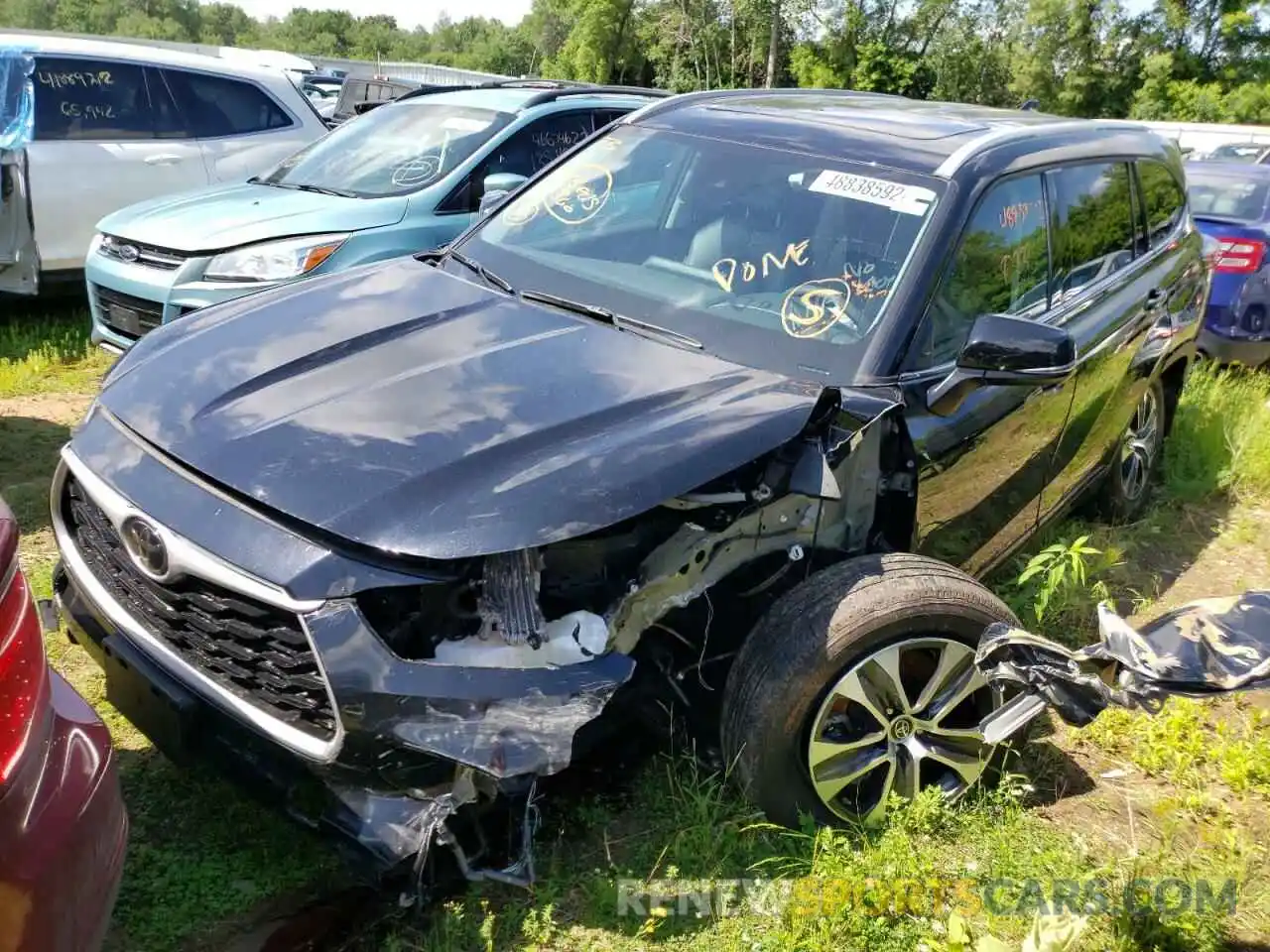 2 Photograph of a damaged car 5TDGZRBH7NS195577 TOYOTA HIGHLANDER 2022