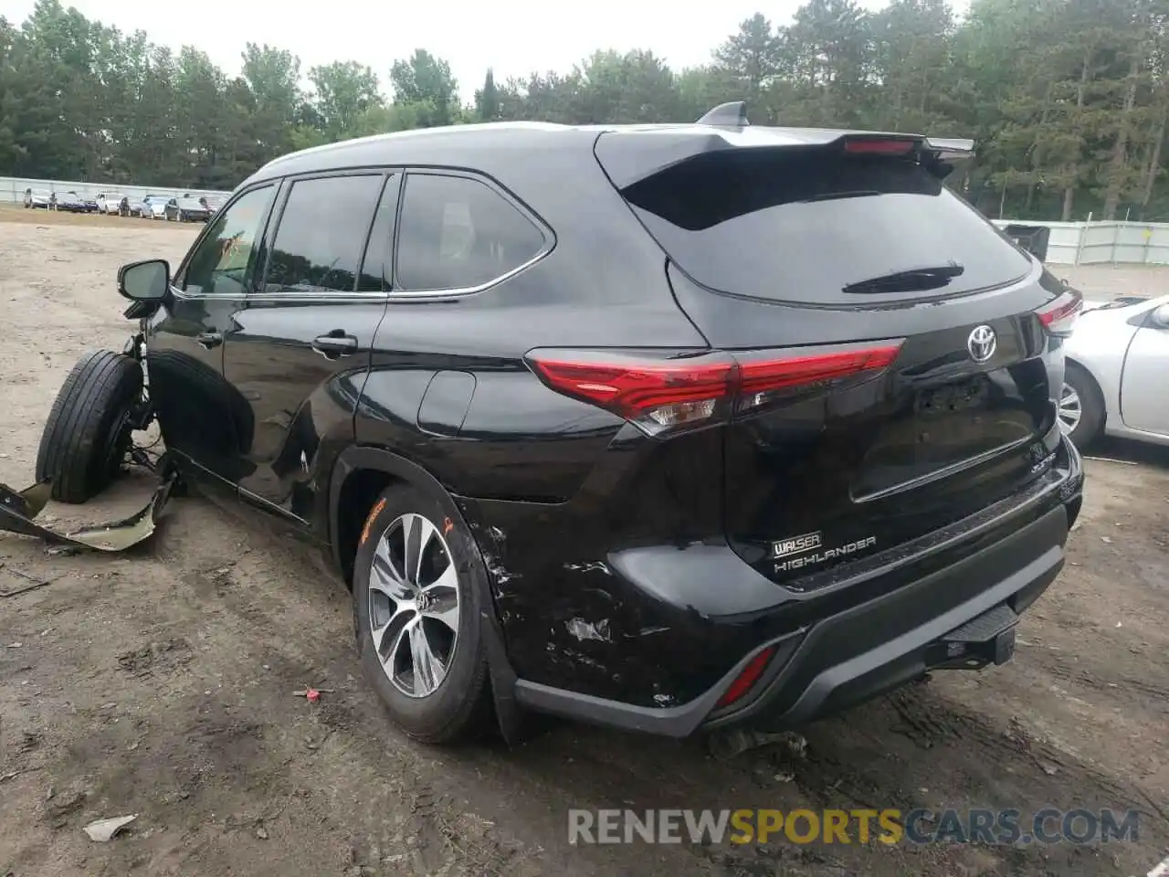 3 Photograph of a damaged car 5TDGZRBH7NS195577 TOYOTA HIGHLANDER 2022