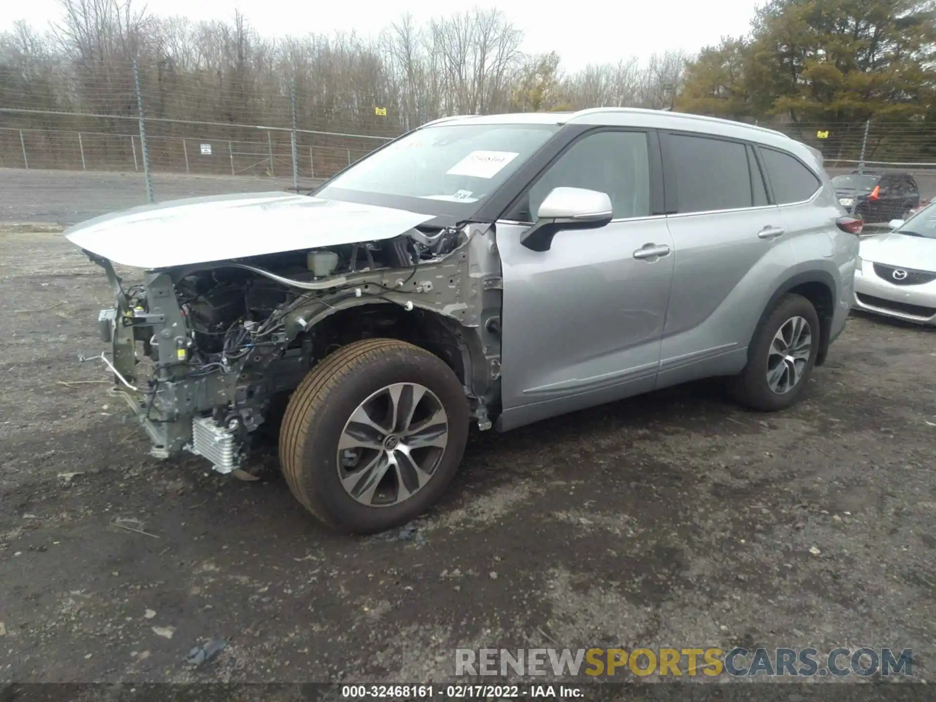 2 Photograph of a damaged car 5TDGZRBH8NS169912 TOYOTA HIGHLANDER 2022