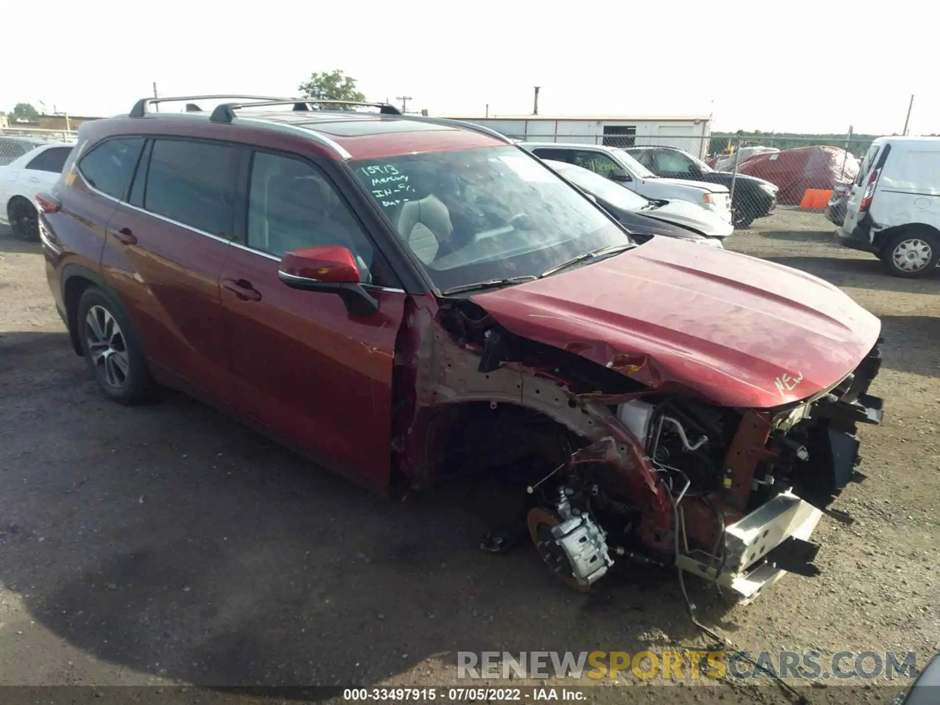 1 Photograph of a damaged car 5TDGZRBHXNS210475 TOYOTA HIGHLANDER 2022