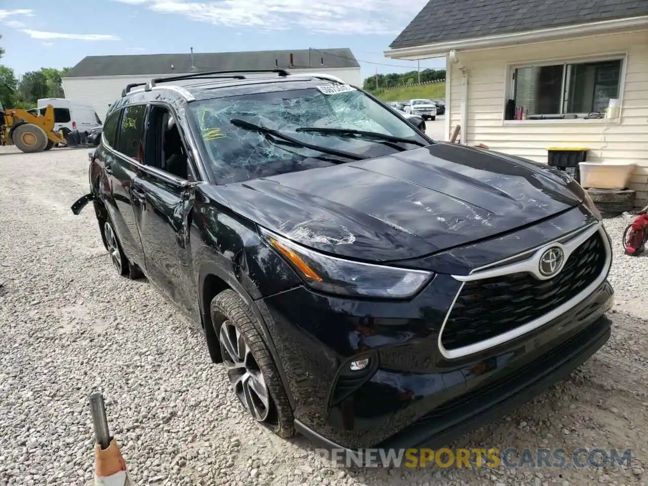 1 Photograph of a damaged car 5TDGZRBHXNS580180 TOYOTA HIGHLANDER 2022