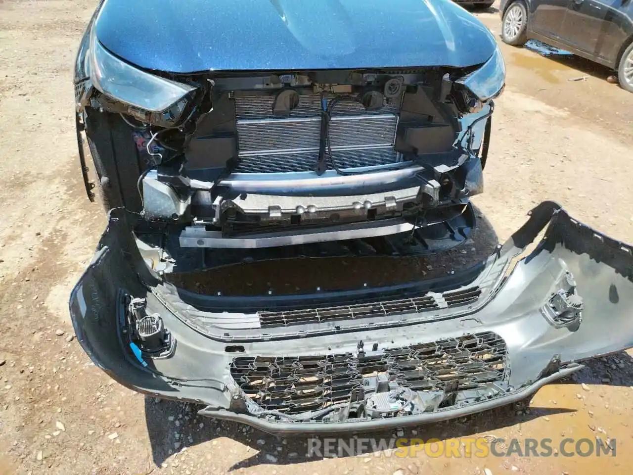 9 Photograph of a damaged car 5TDHARAH0NS510099 TOYOTA HIGHLANDER 2022