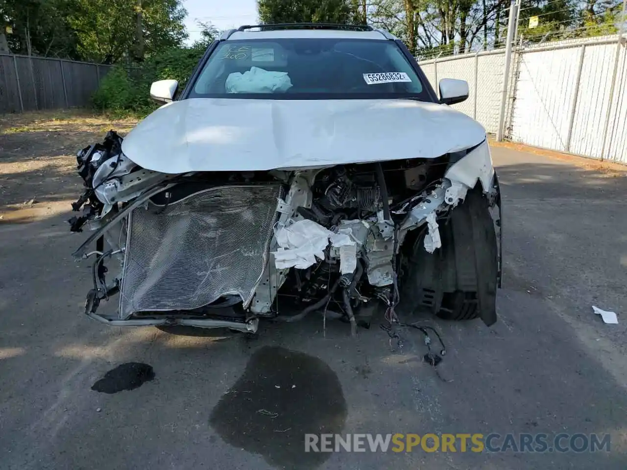 9 Photograph of a damaged car 5TDHBRCH1NS538827 TOYOTA HIGHLANDER 2022