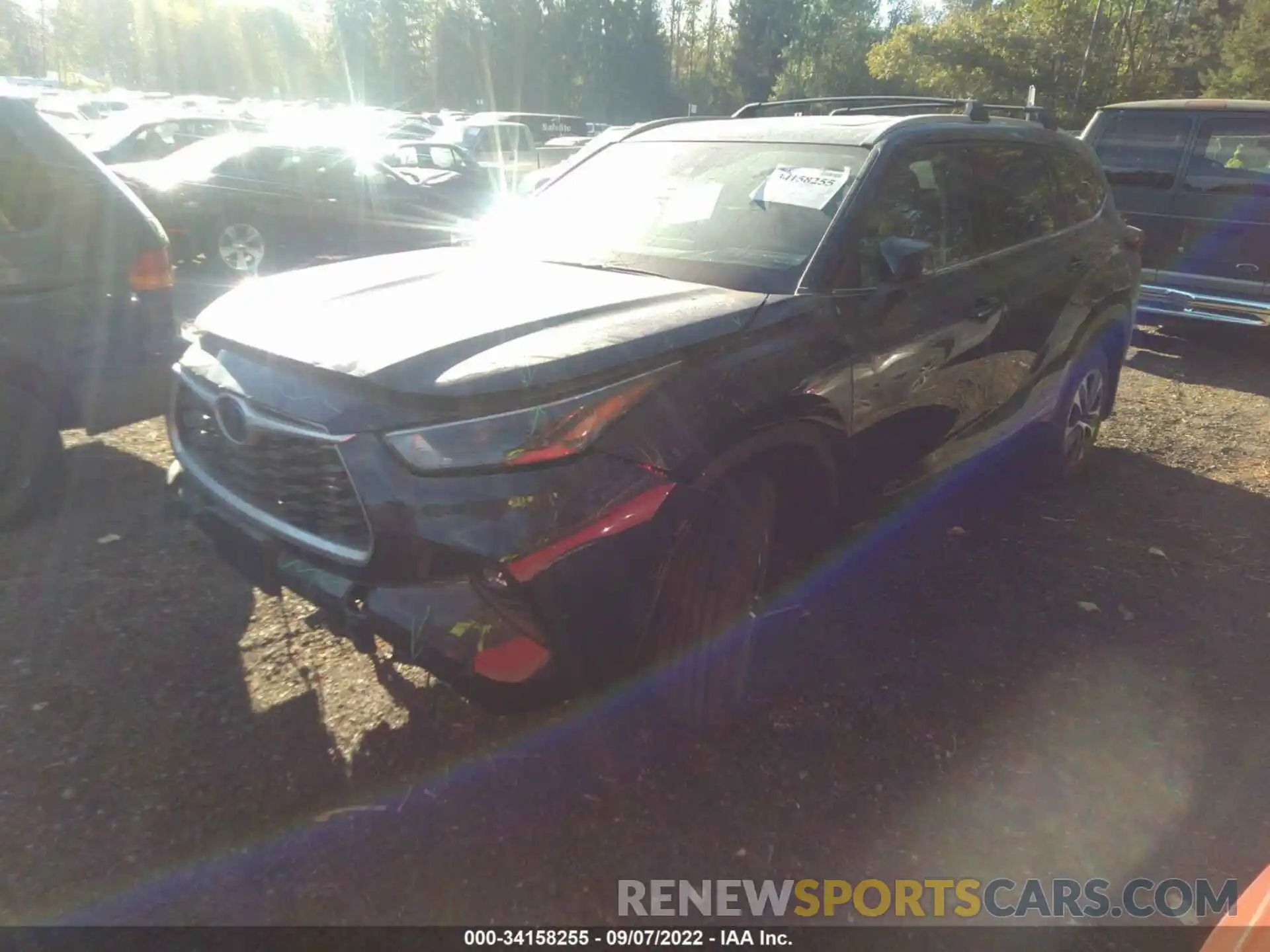 2 Photograph of a damaged car 5TDHBRCH2NS546628 TOYOTA HIGHLANDER 2022