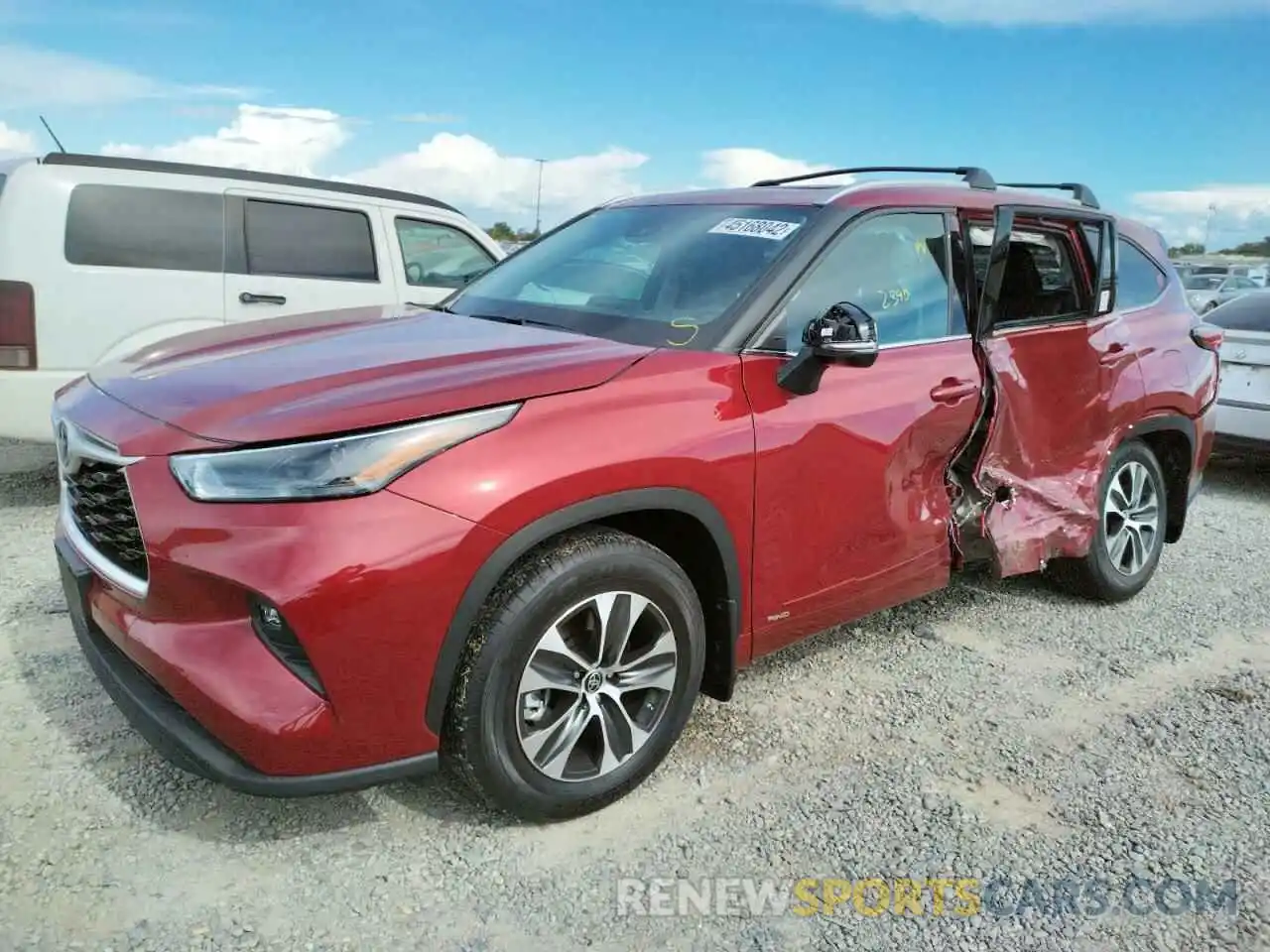 9 Photograph of a damaged car 5TDHBRCH5NS541004 TOYOTA HIGHLANDER 2022