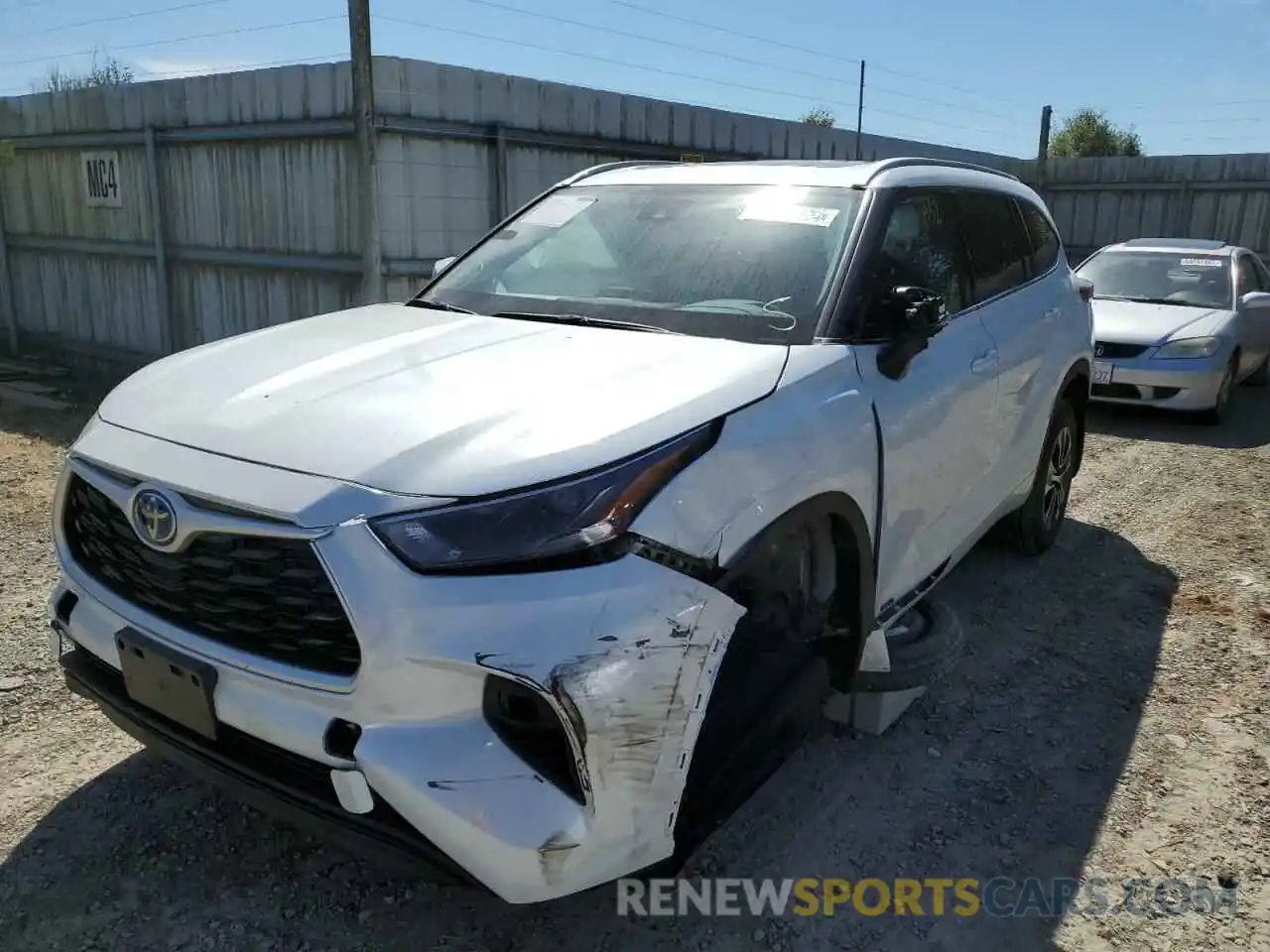 2 Photograph of a damaged car 5TDHBRCH9NS552569 TOYOTA HIGHLANDER 2022